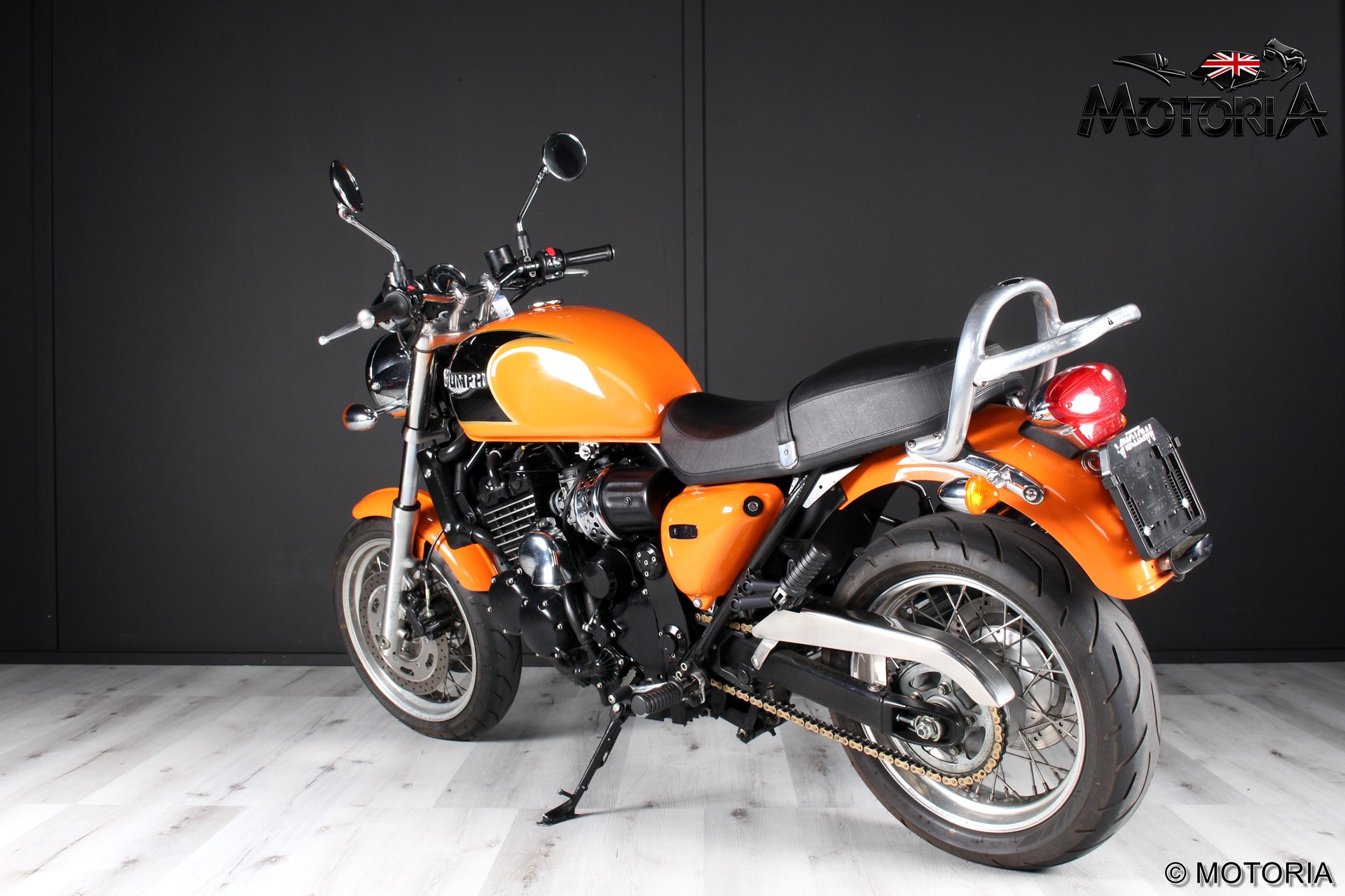 TRIUMPH Thunderbird 900 Sport-image-4