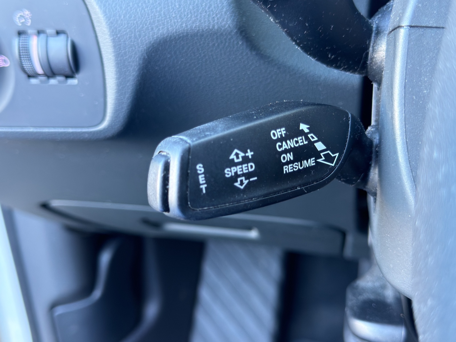 AUDI Q3 2.0 TDI ultra-image-22