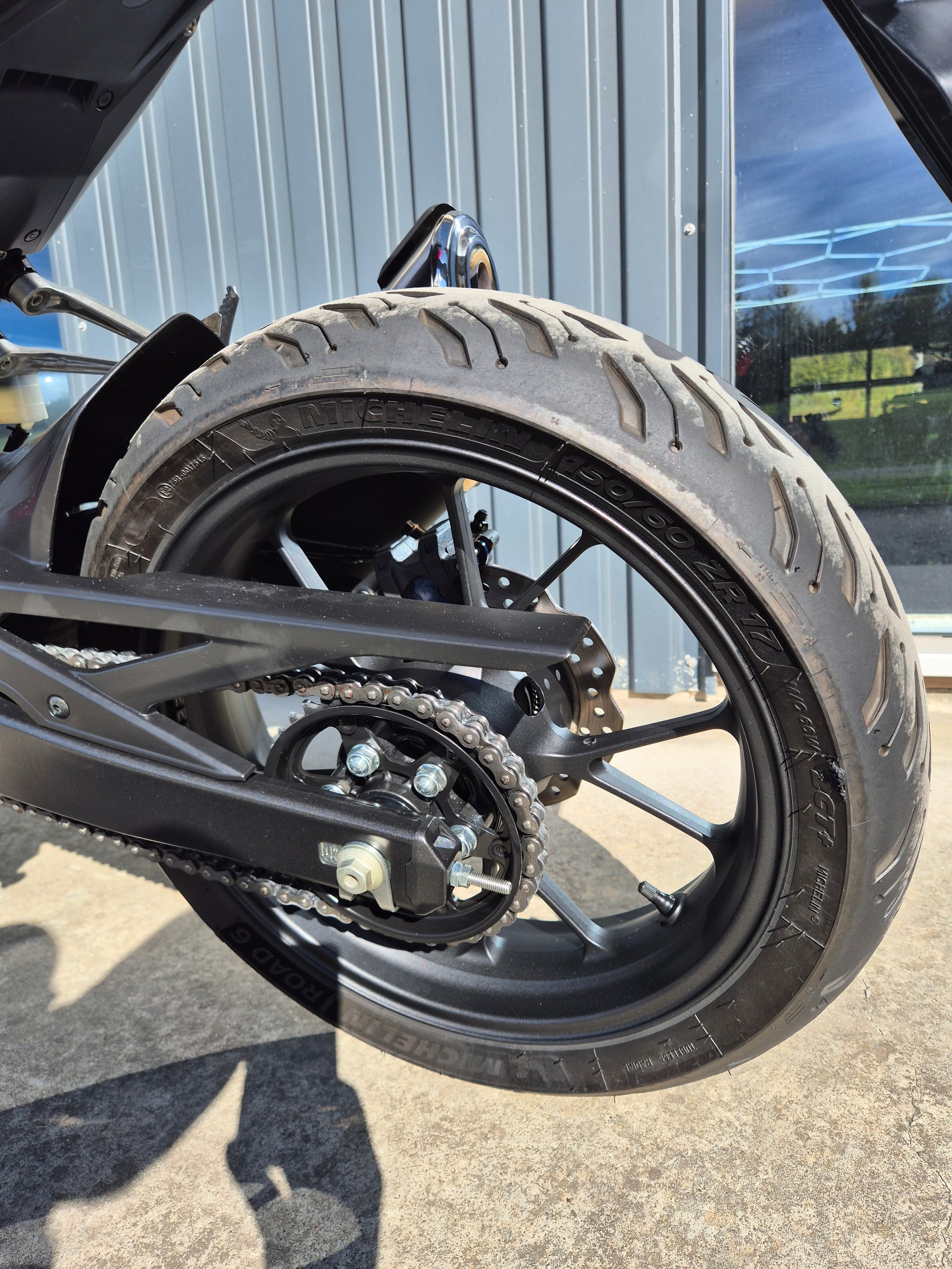 HONDA CB 300 R-image-9