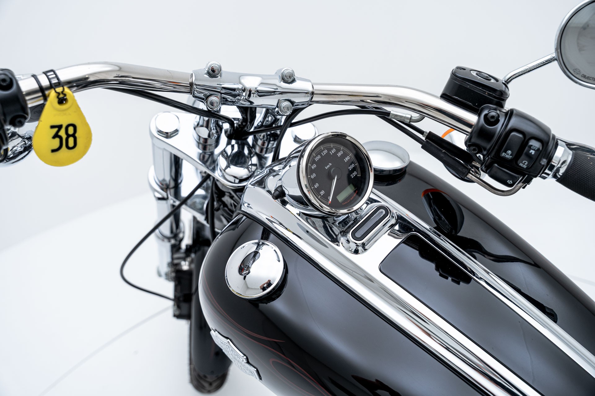HARLEY-DAVIDSON FXCWC Rocker C-image-7