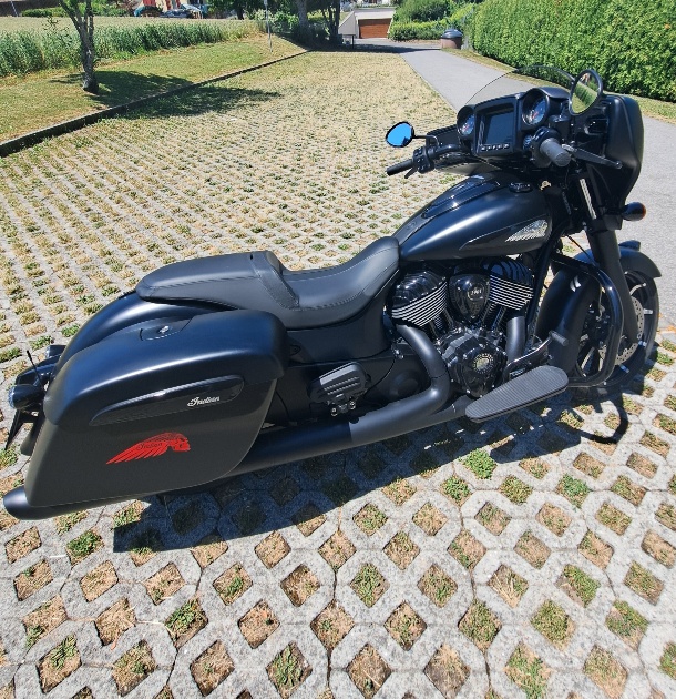 INDIAN Chieftain Dark Horse-image-3