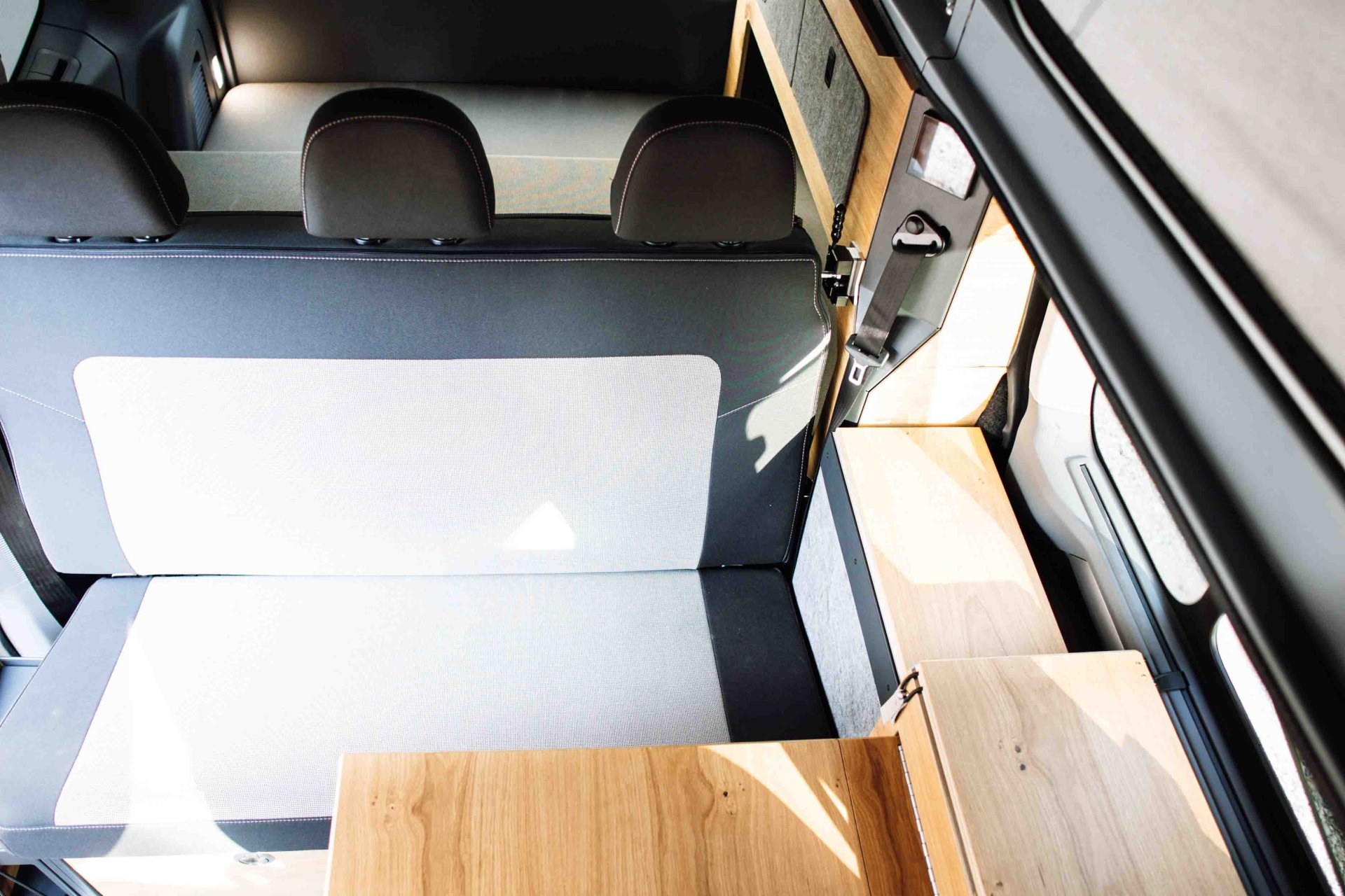 VW Caravelle SpaceCamper Classic+ *4Motion Automatik * 2 Schiebetüren. Kein VW New California Ocean Coast Beach!-image-4