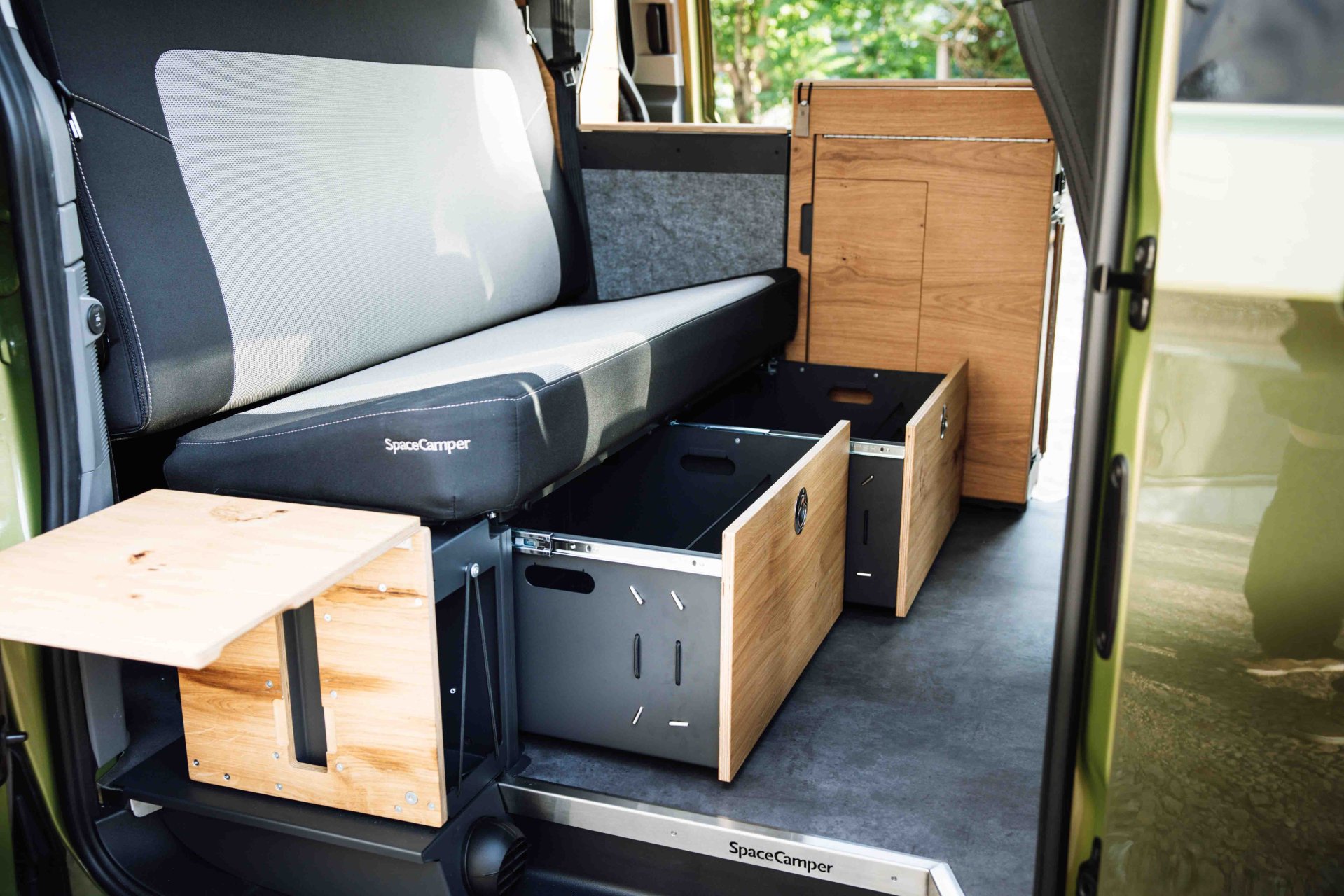 VW Caravelle SpaceCamper Classic+ *4Motion Automatik * 2 Schiebetüren. Kein VW New California Ocean Coast Beach!-image-8