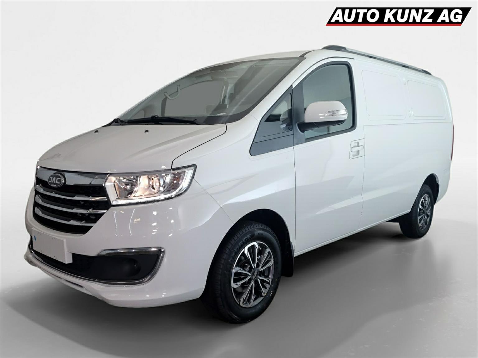 JAC M3EV Elektro Transporter 53 kWh L1H1