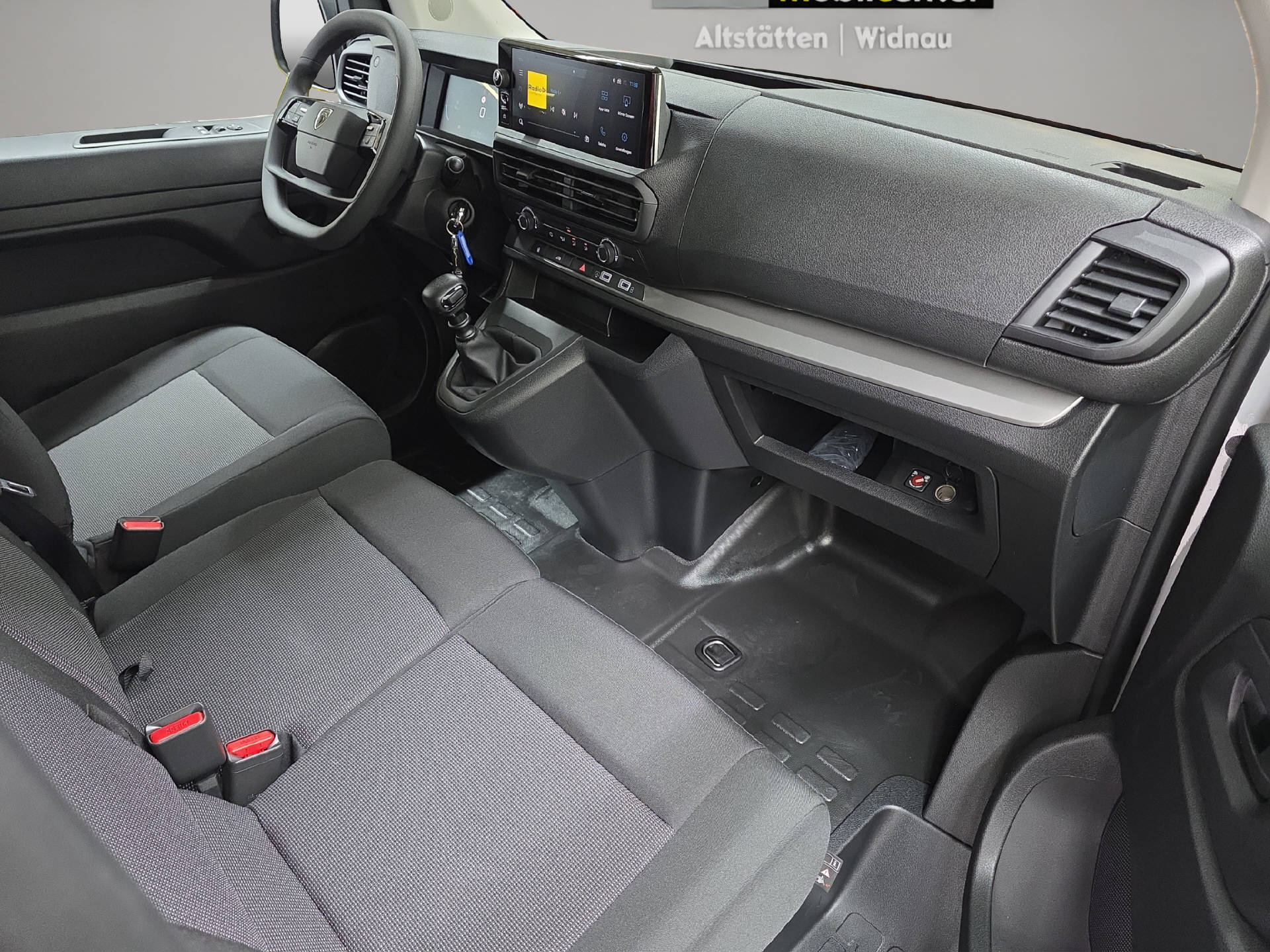 PEUGEOT Expert Kaw. Standard 1.5 BlueHDi 120 S/S-image-12
