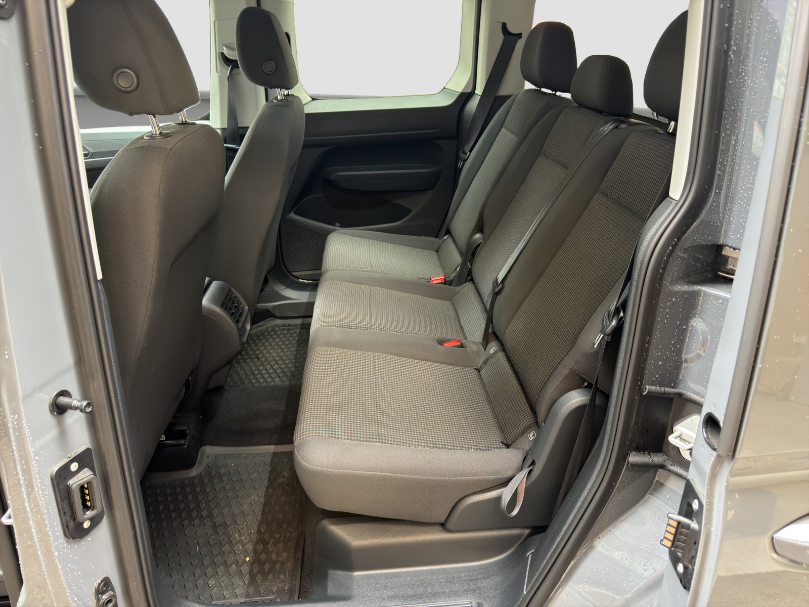 VW Caddy 1.5 TSI Plug in Hybrid Life DSG-image-7