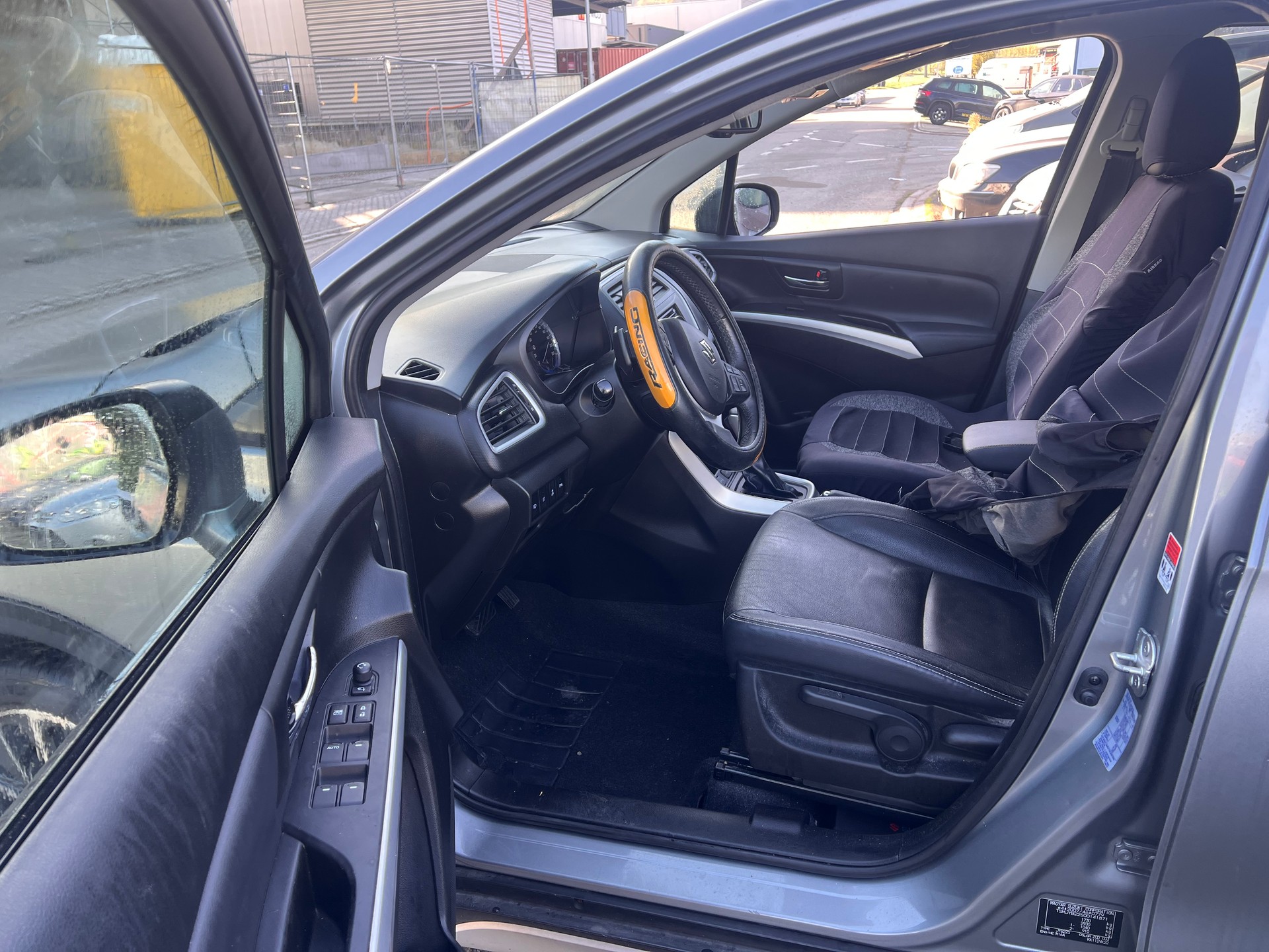SUZUKI SX4 S-Cross 1.6 16V Sergio Cellano Top 4WD CVT7-image-7