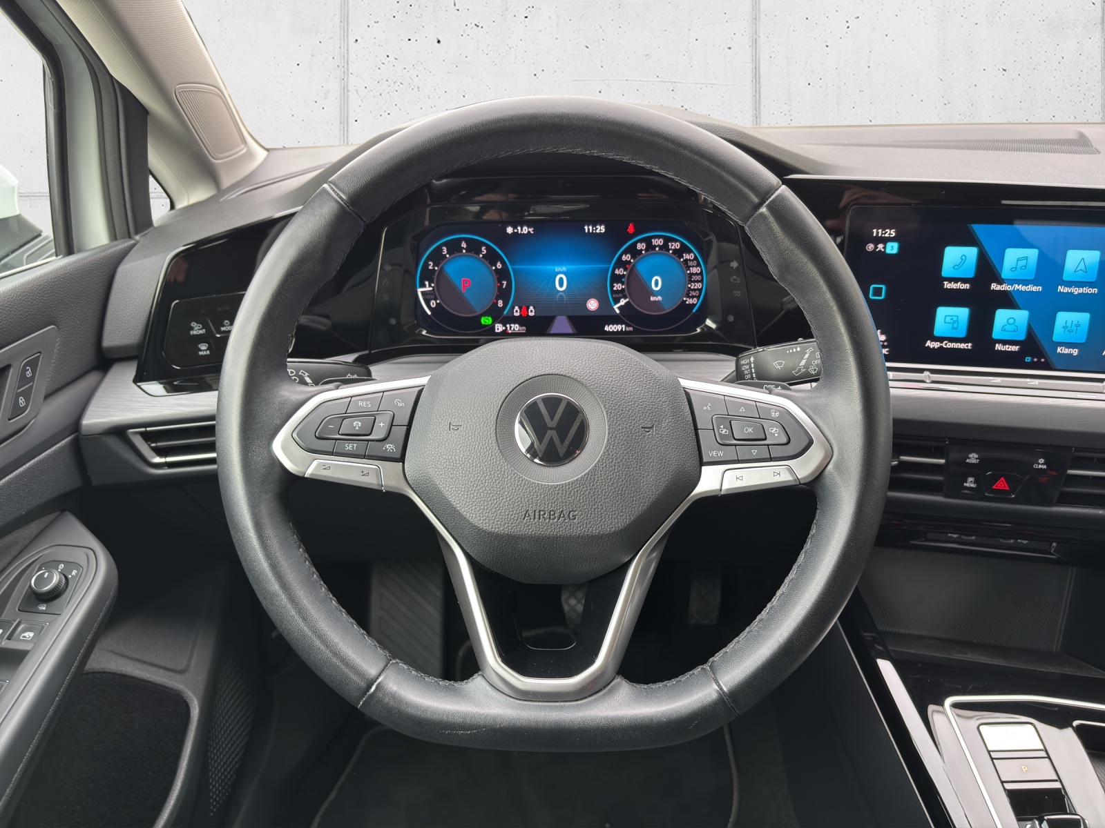 VW Golf 2.0 TSI Style DSG mit ergoActive-Sitz elektr. & Memory-image-11