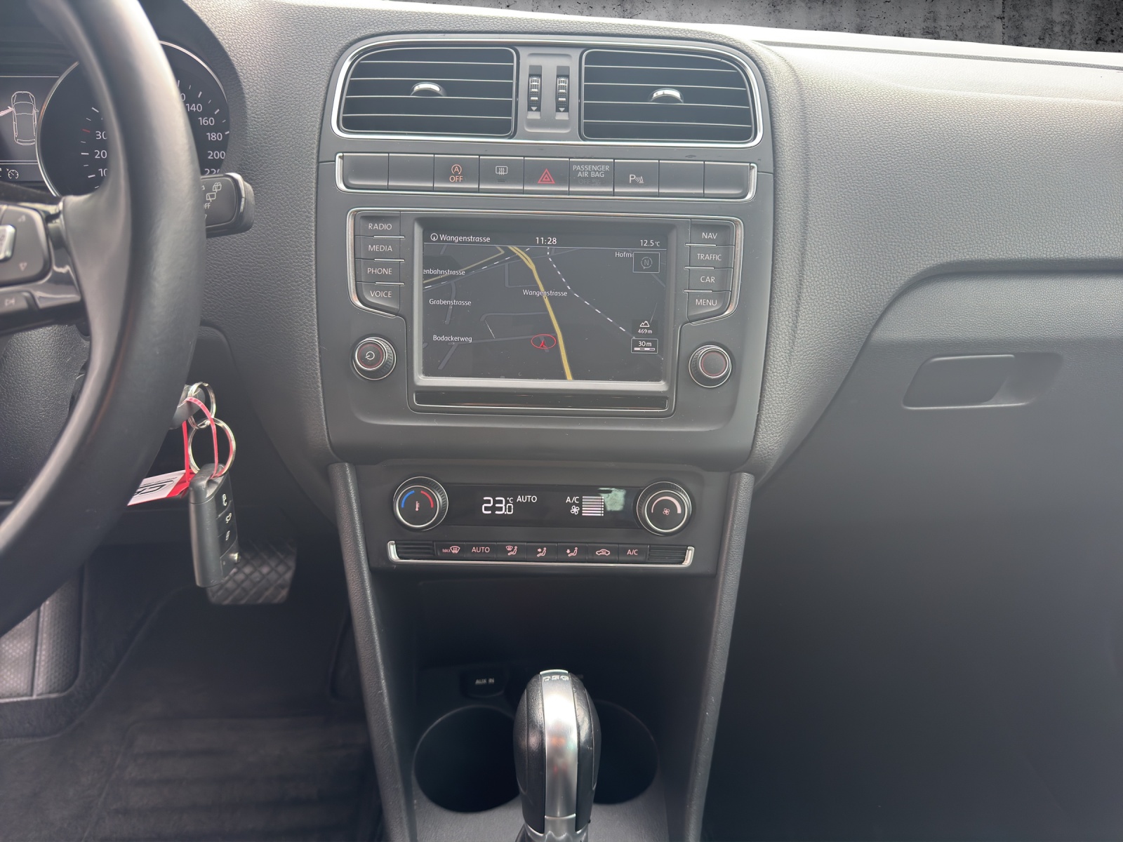 VW Polo 1.2 TSI BMT Comfortline DSG-image-15