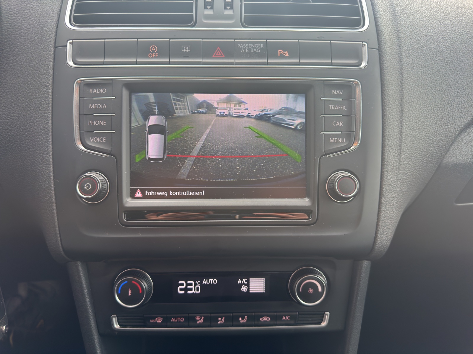 VW Polo 1.2 TSI BMT Comfortline DSG-image-16