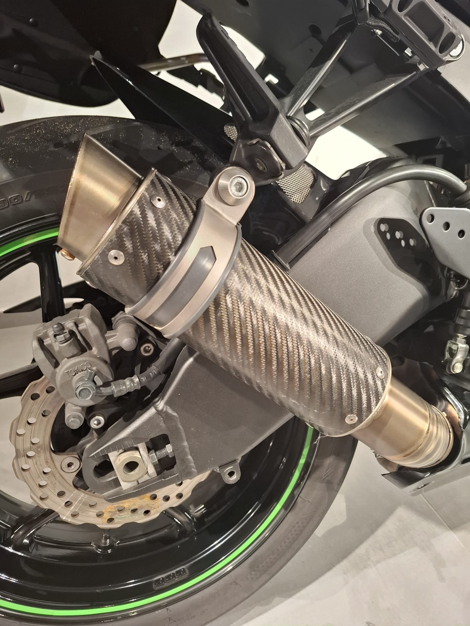 KAWASAKI NINJA ZX-10R-image-2