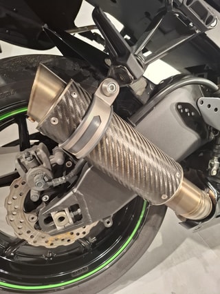KAWASAKI NINJA ZX-10R-image-13
