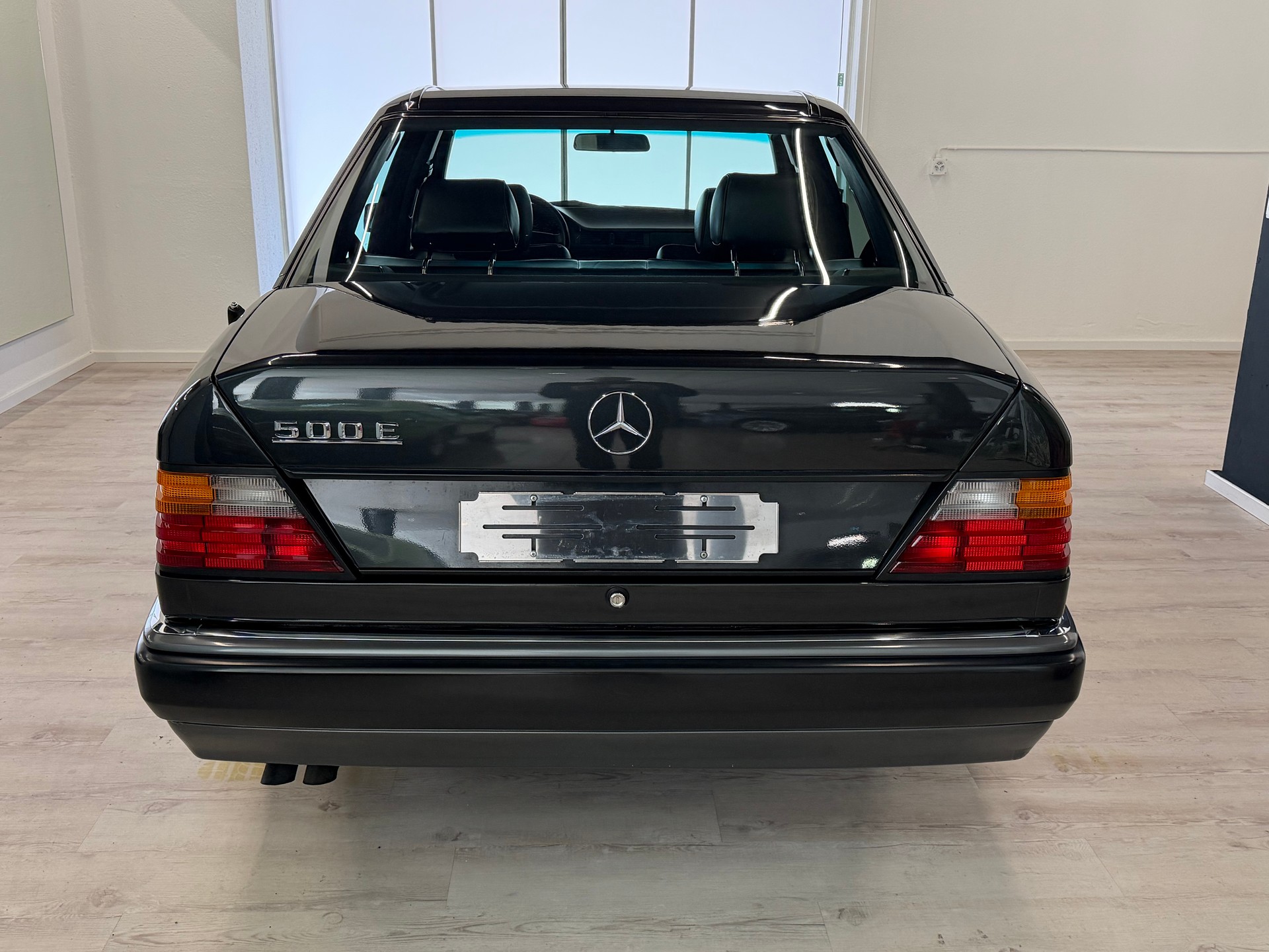 MERCEDES-BENZ 500 E Automatic-image-8