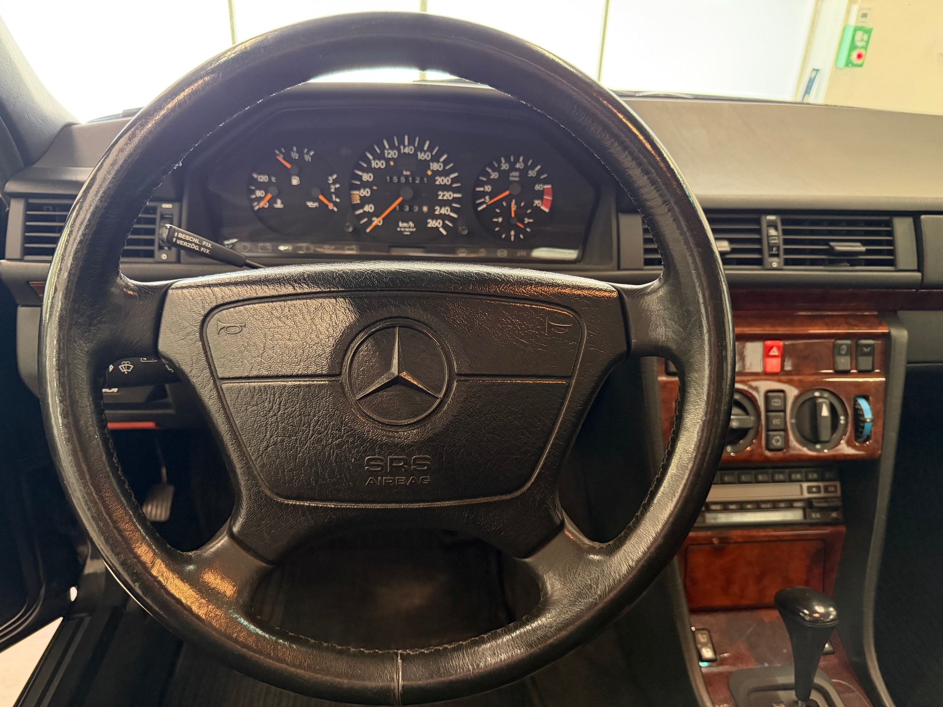 MERCEDES-BENZ 500 E Automatic-image-23