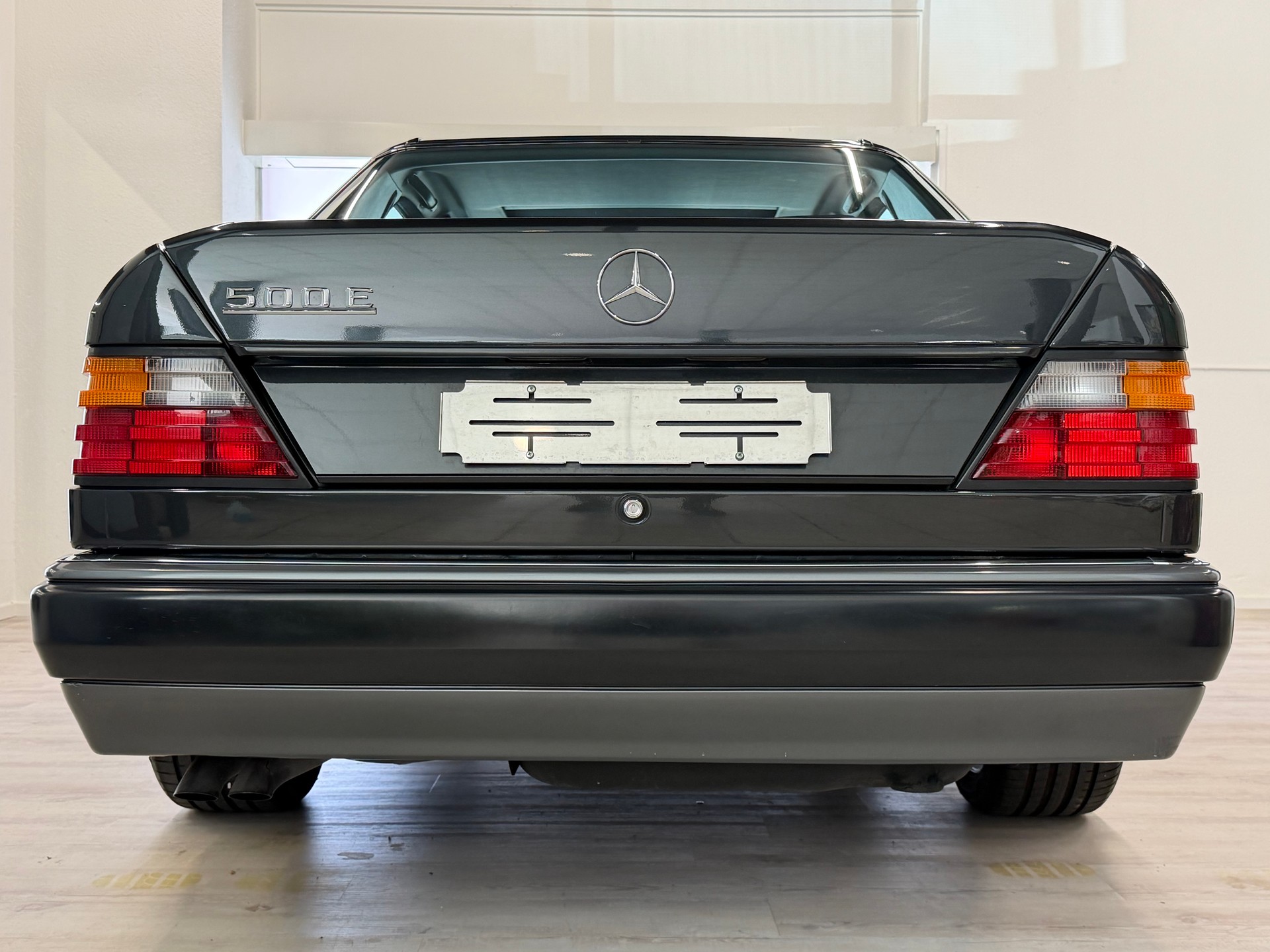 MERCEDES-BENZ 500 E Automatic-image-11