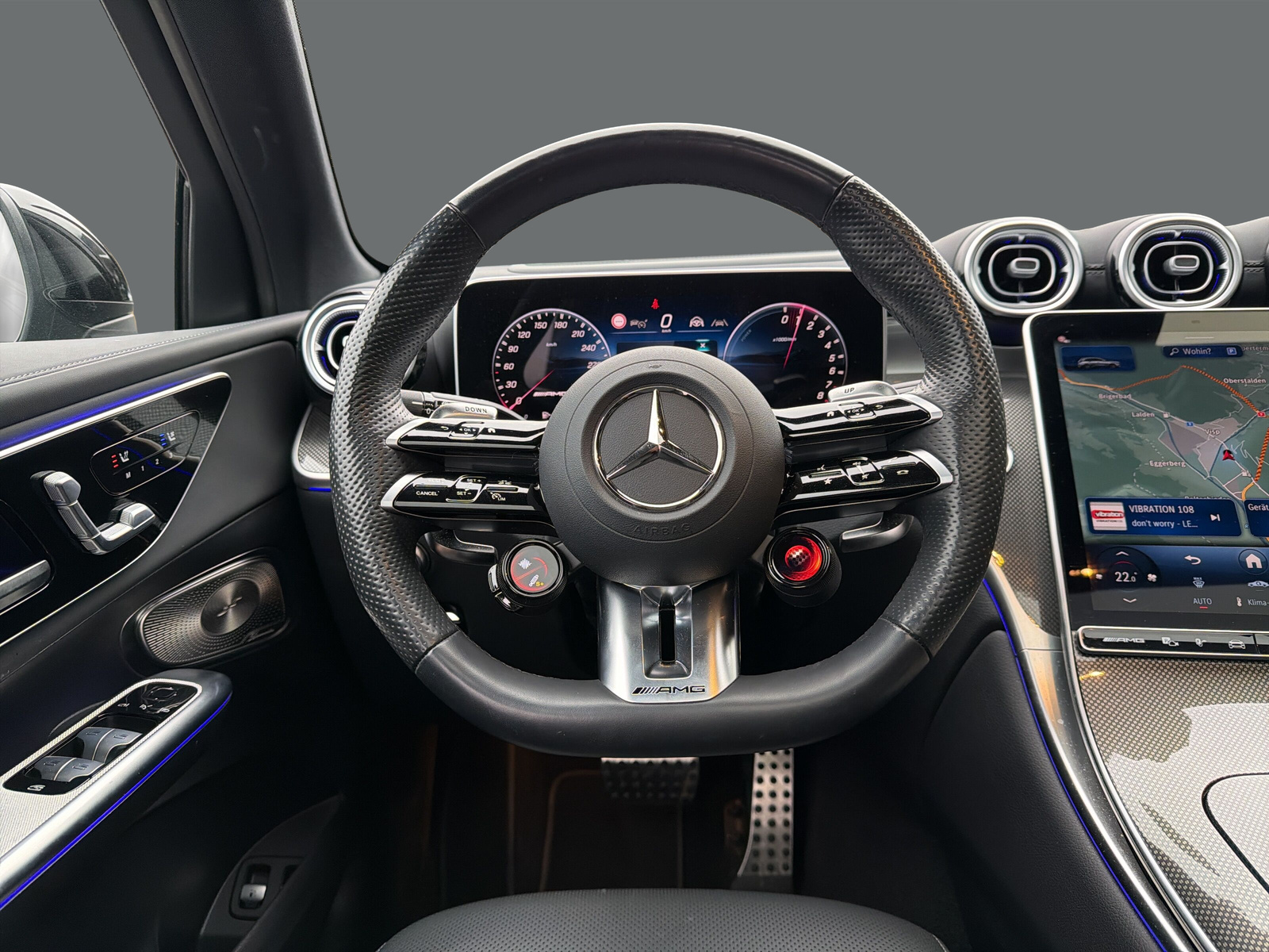 MERCEDES-BENZ GLC AMG 63 S e Perform.-image-9