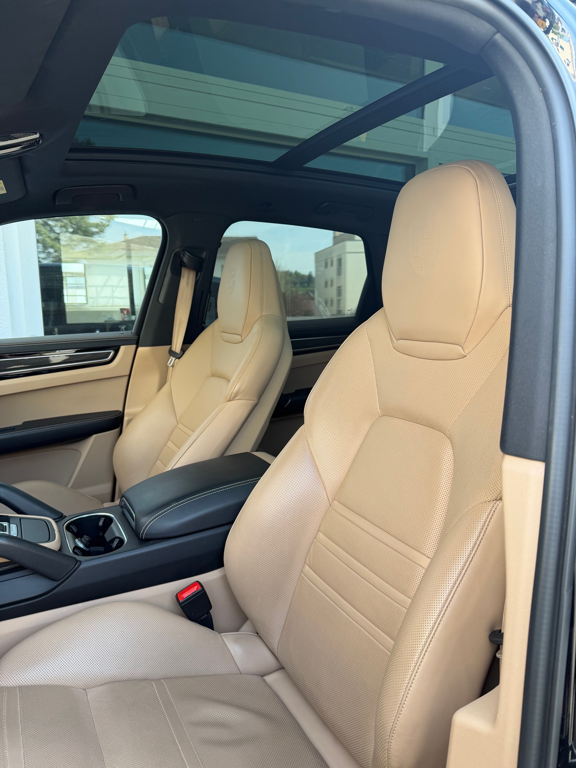 PORSCHE Cayenne S-image-14