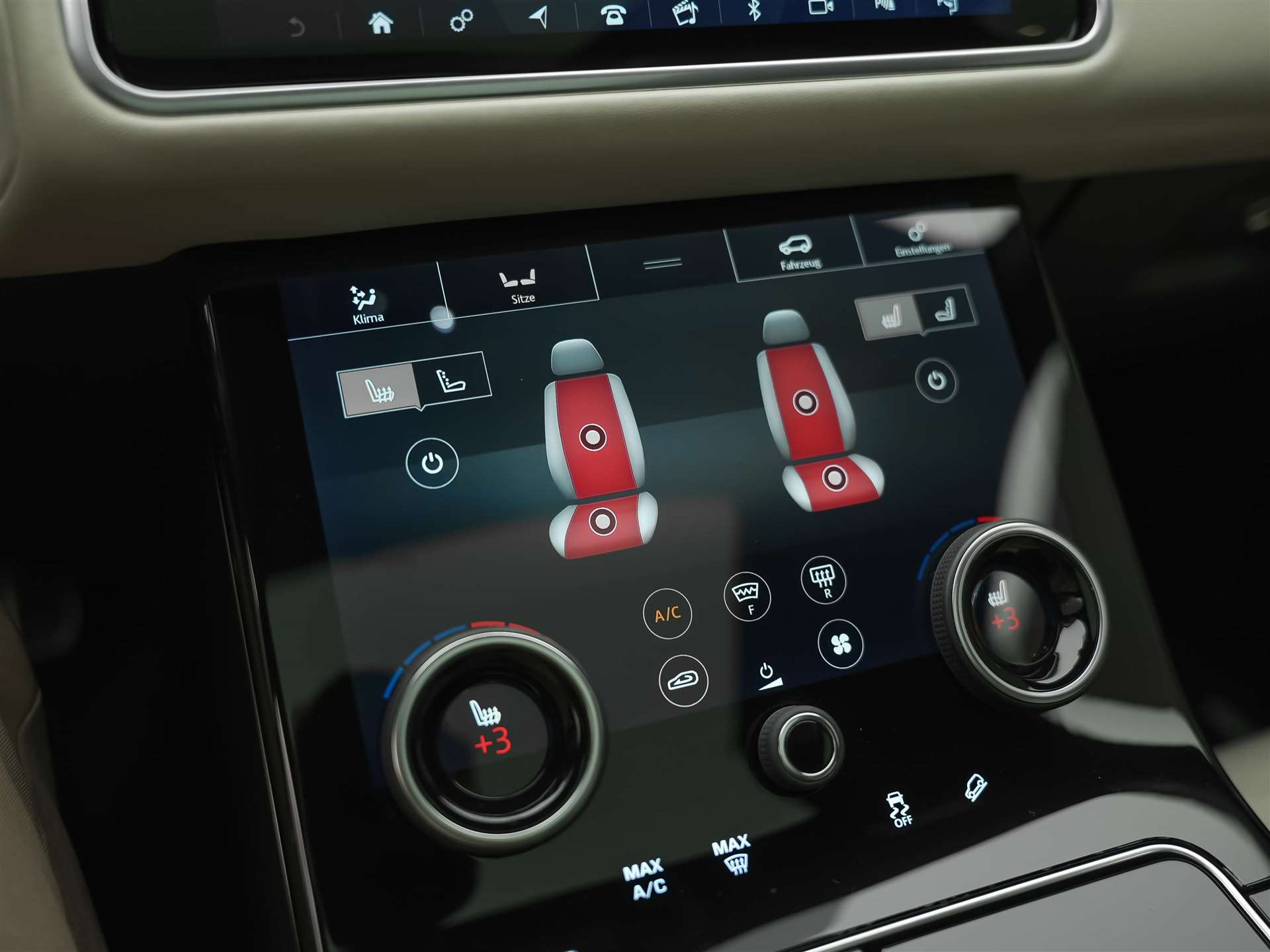 LAND ROVER Range Rover Velar D 300 R-Dynamic HSE *CH-Auto*Massage*Panorama*Head-Up*Sitzlüftung*-image-37
