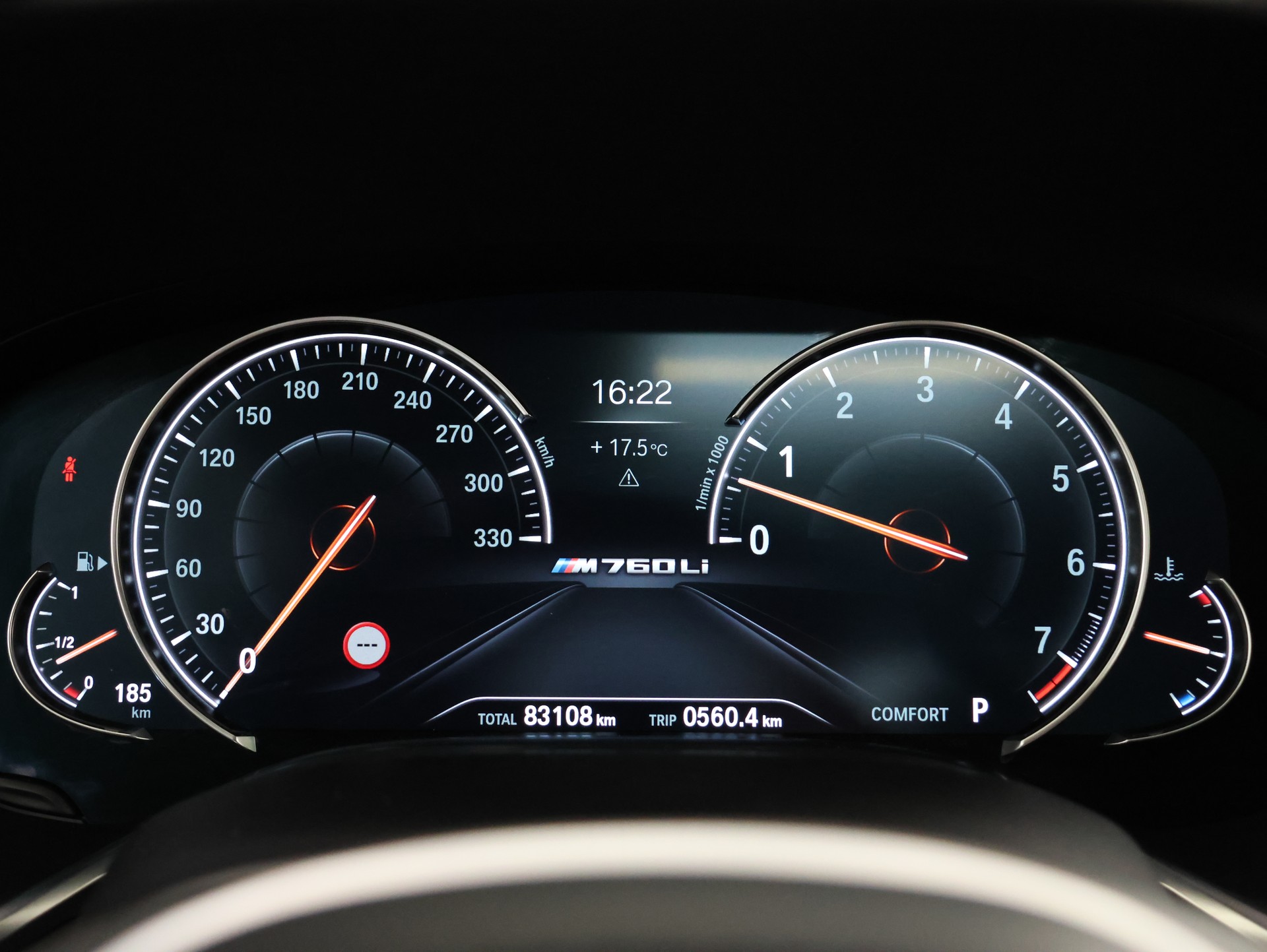 BMW M760Li xDrive Steptronic *M-Performance* *Massagesitze* *Gestiksteuerung Pro*-image-25