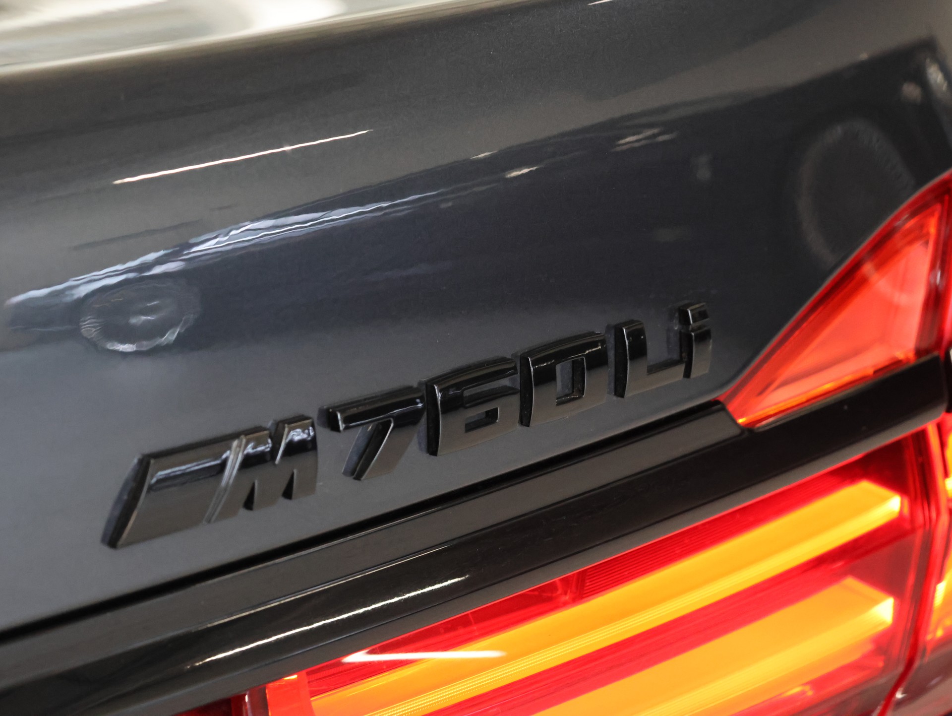 BMW M760Li xDrive Steptronic *M-Performance* *Massagesitze* *Gestiksteuerung Pro*-image-14