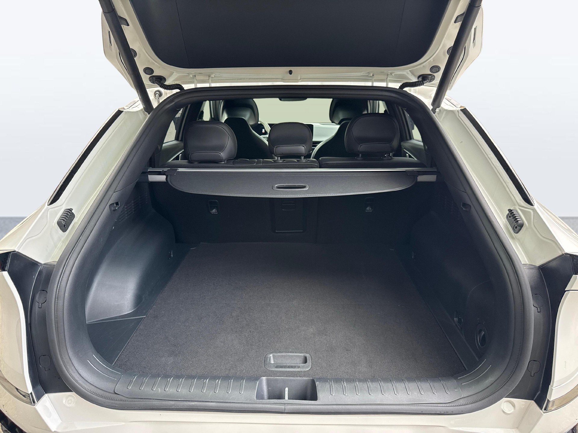 KIA EV6 84 kWh GT-Line 4x4-image-11