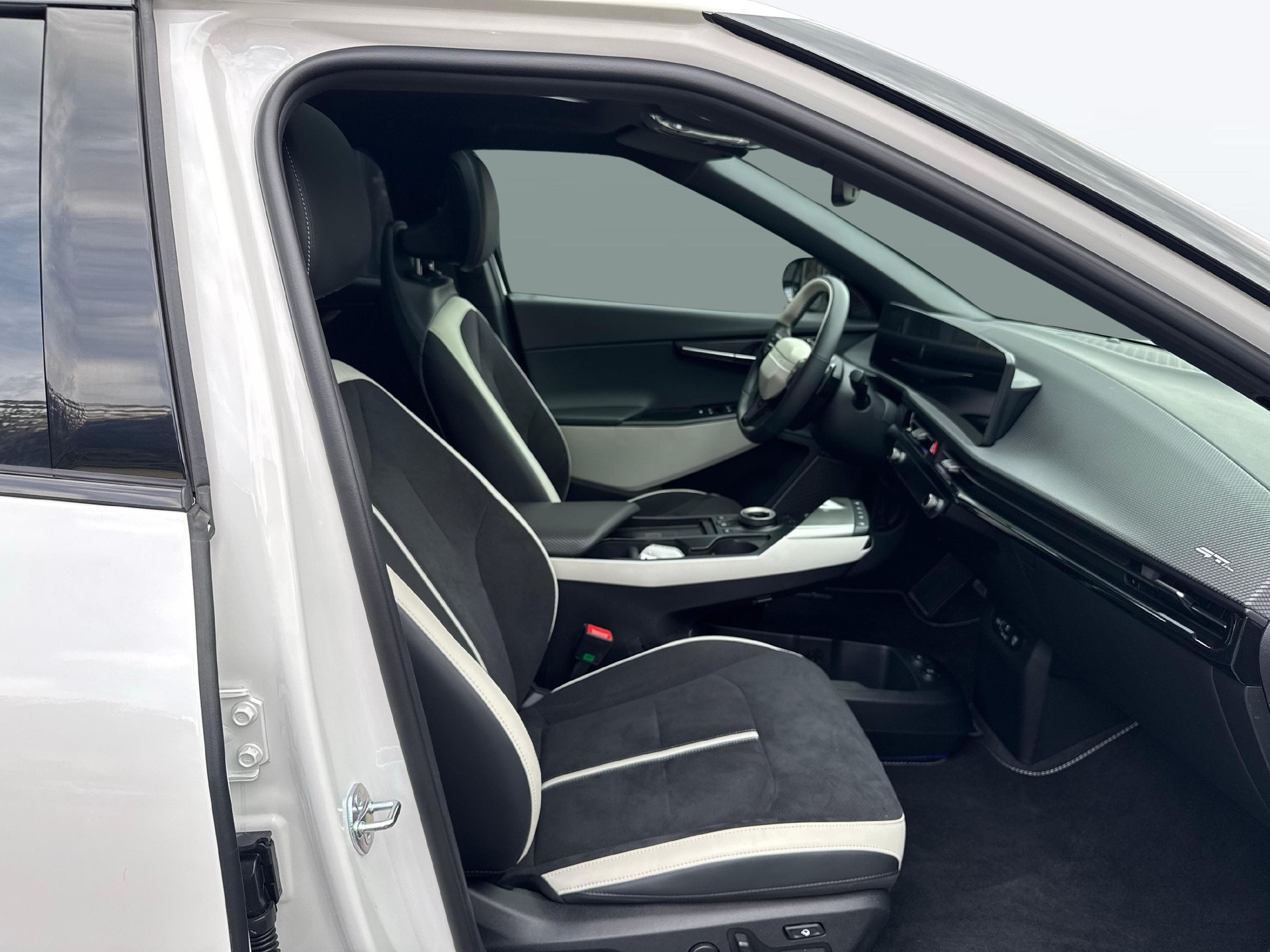 KIA EV6 84 kWh GT-Line 4x4-image-9