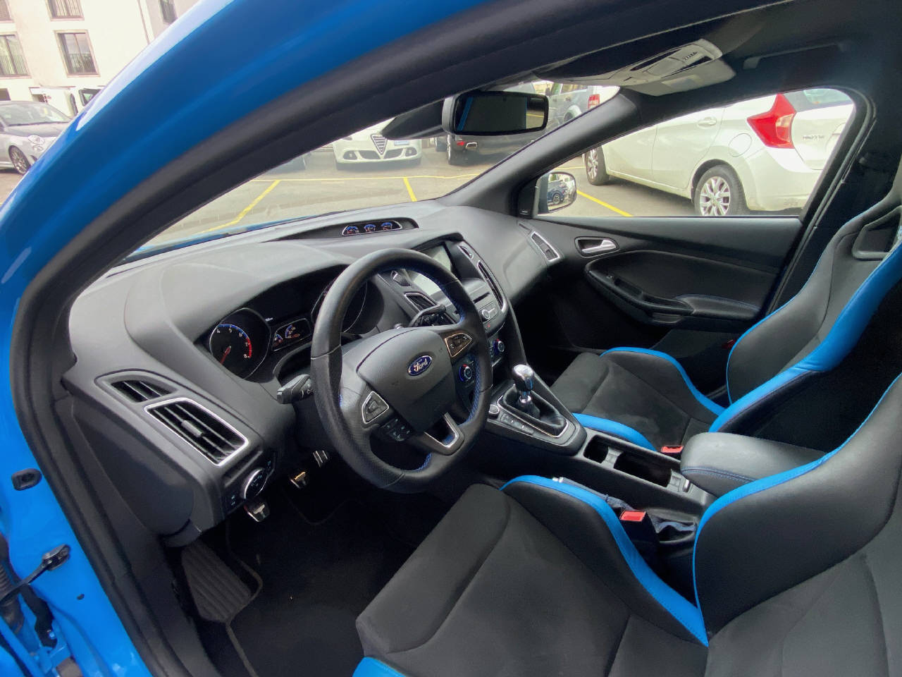 FORD Focus 2.3 EcoB RS+ Special Edition-image-6