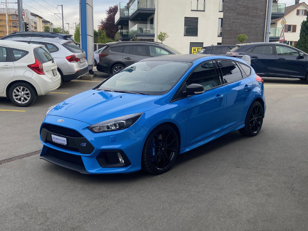 FORD Focus 2.3 EcoB RS+ Special Edition-image-2