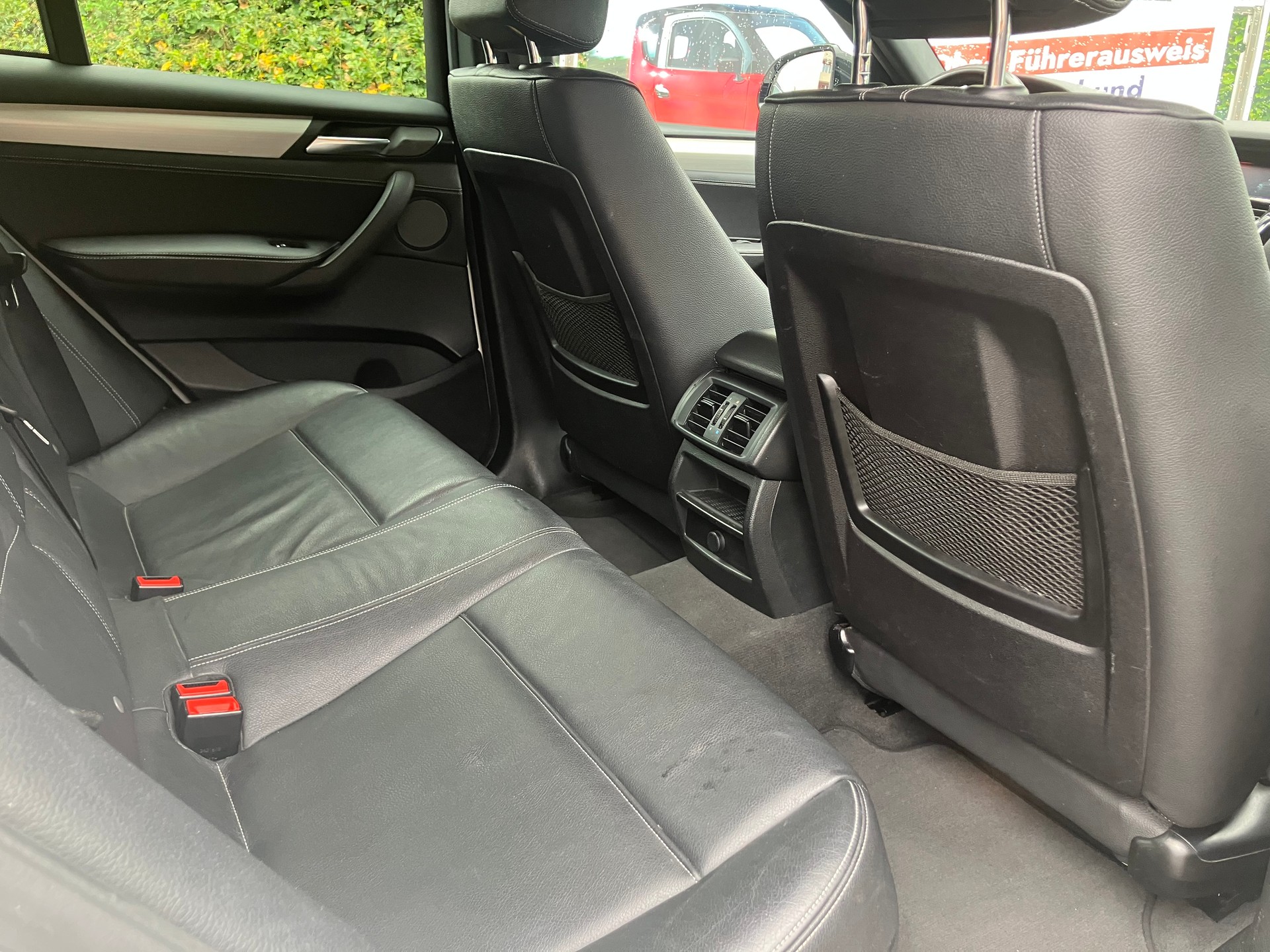 BMW X4 M 40i Steptronic-image-6