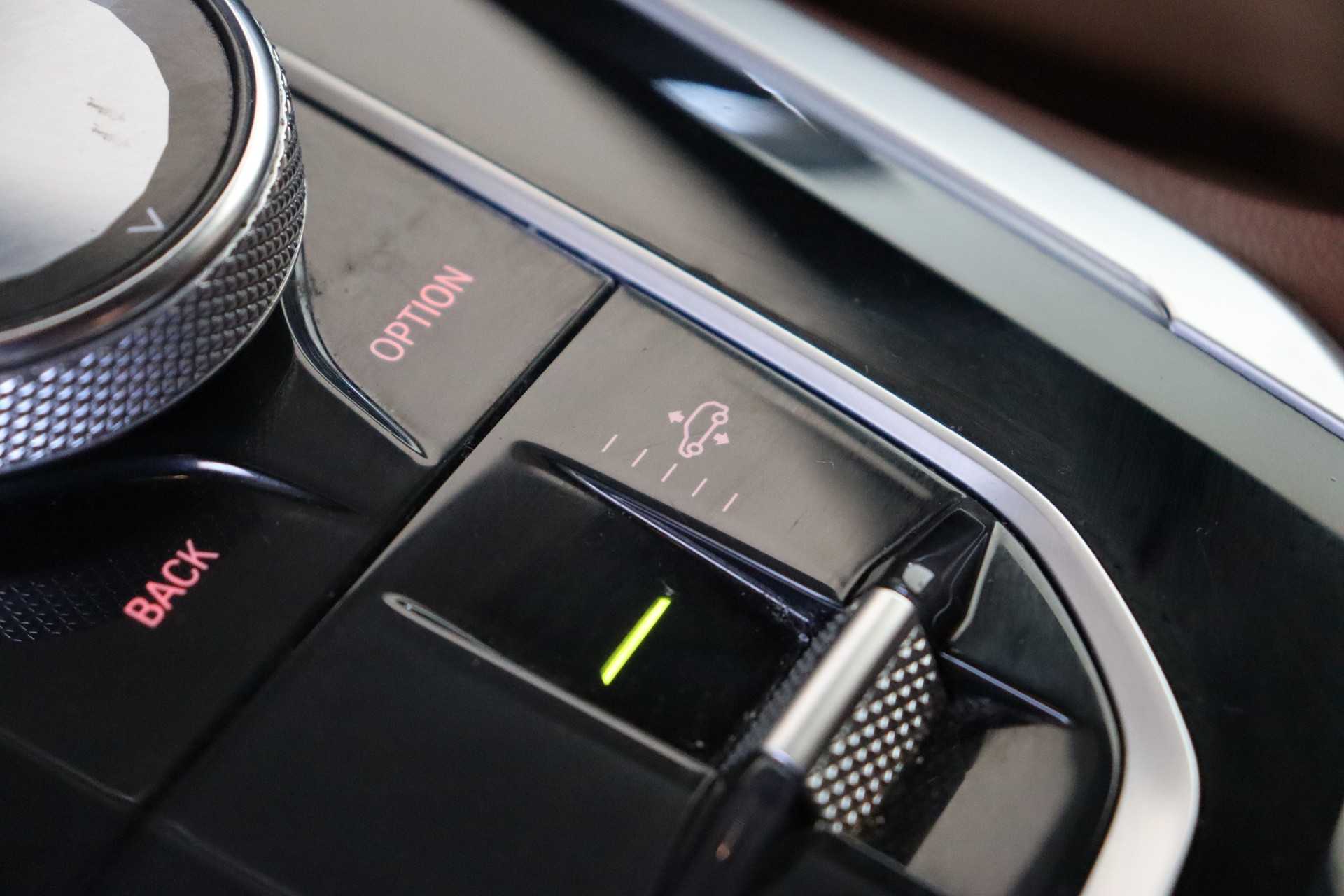 BMW X5 xDrive 40i Steptronic-image-15