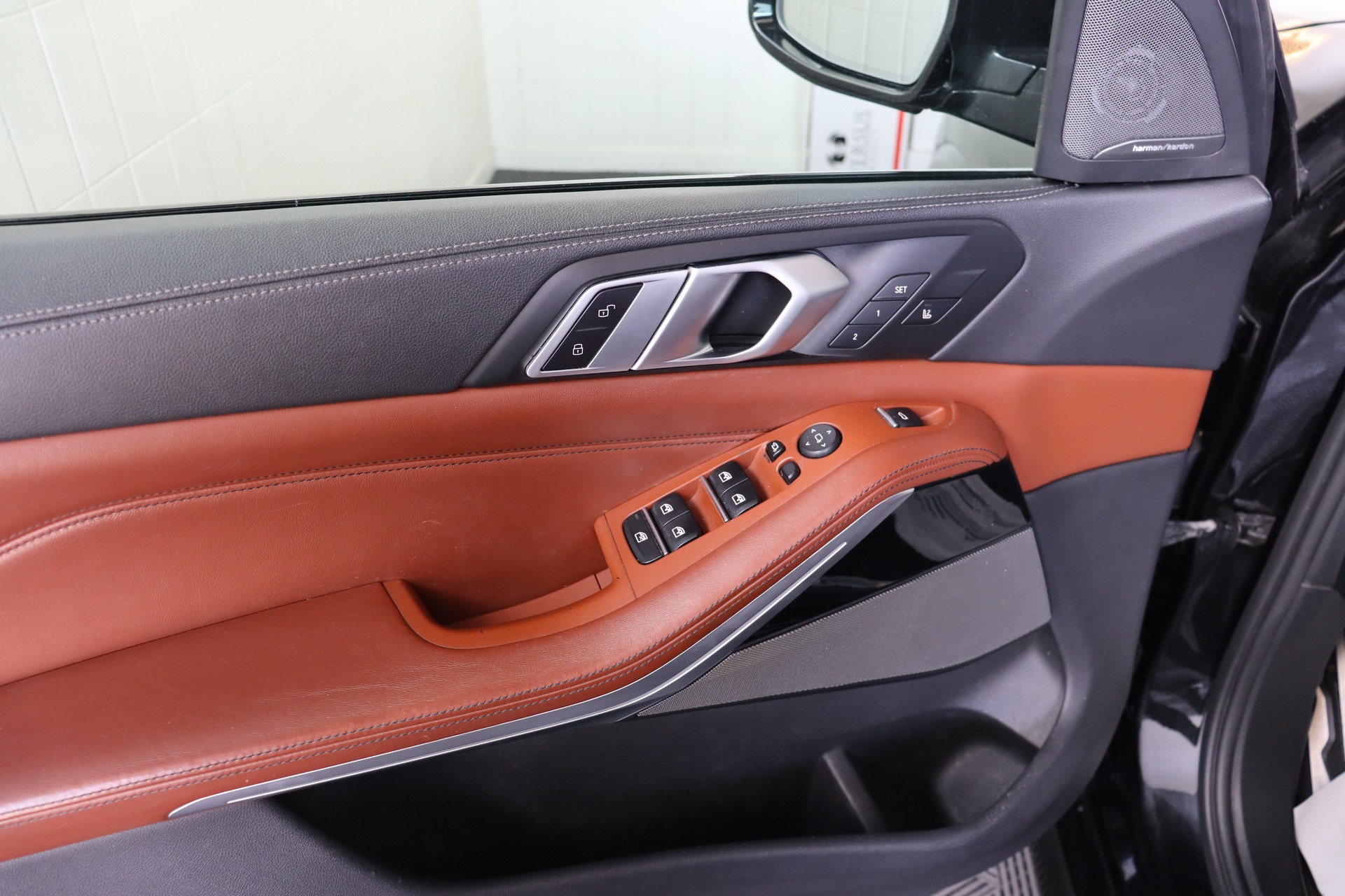 BMW X5 xDrive 40i Steptronic-image-21
