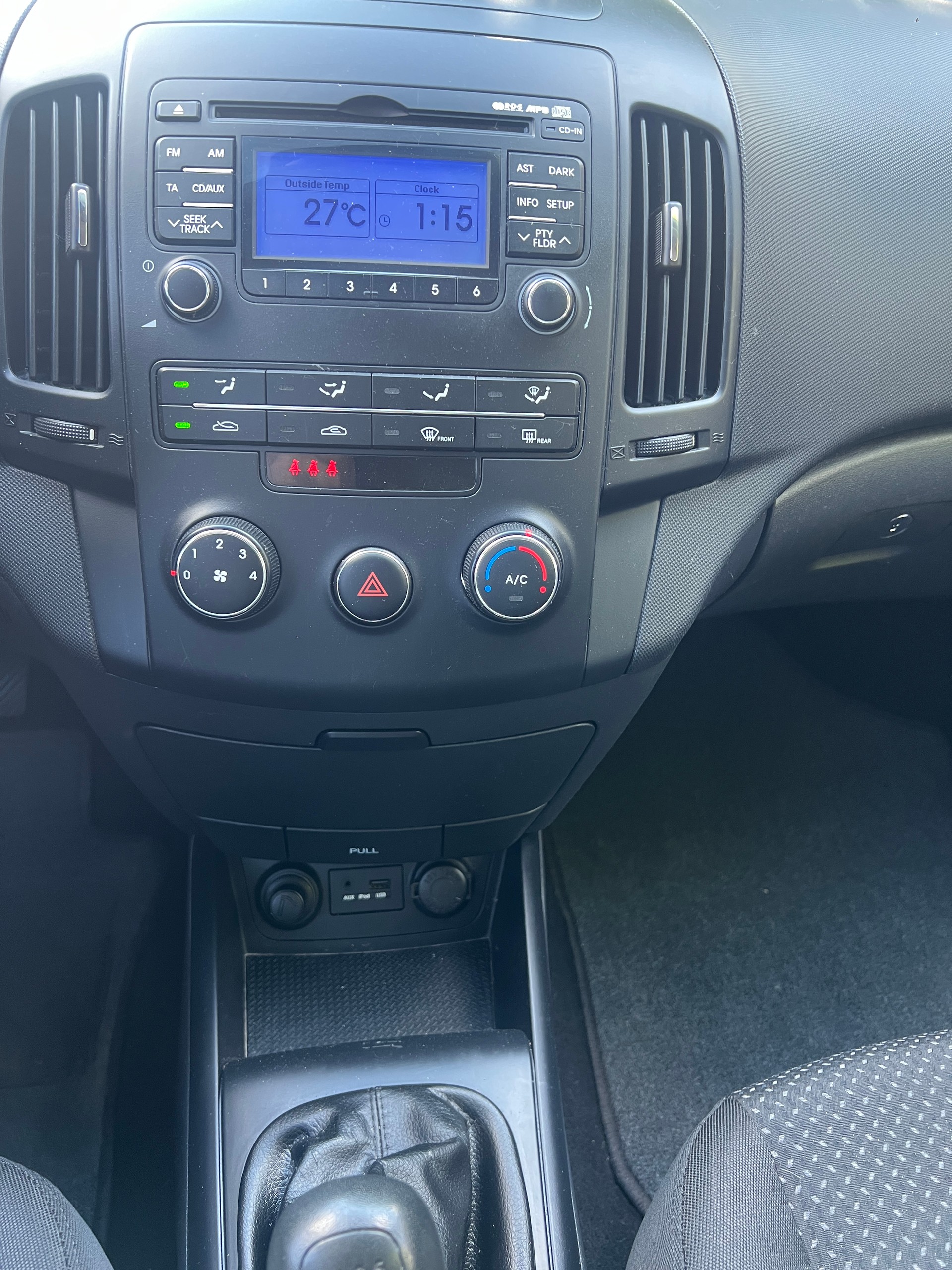 HYUNDAI i30 1.4 Comfort-image-7