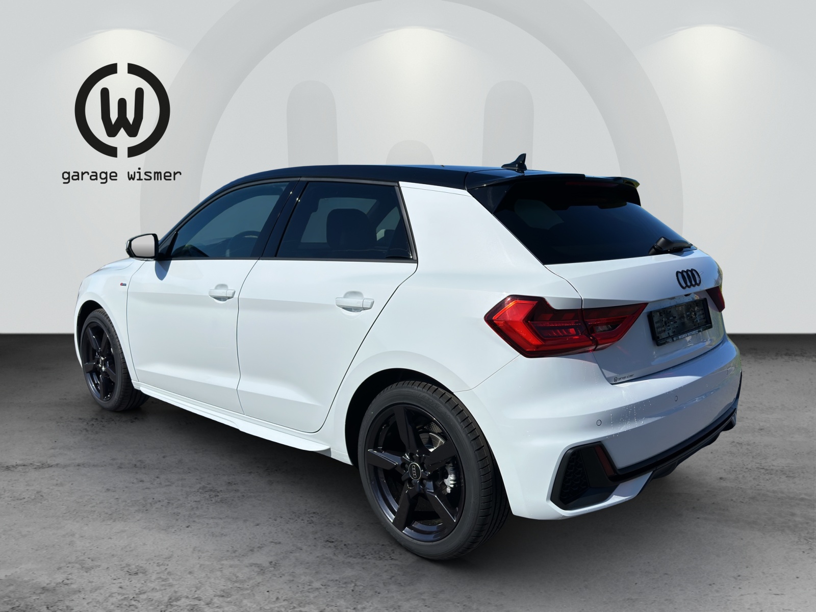 AUDI A1 Sportback 35 TFSI S Line S-tronic-showroom-element-2