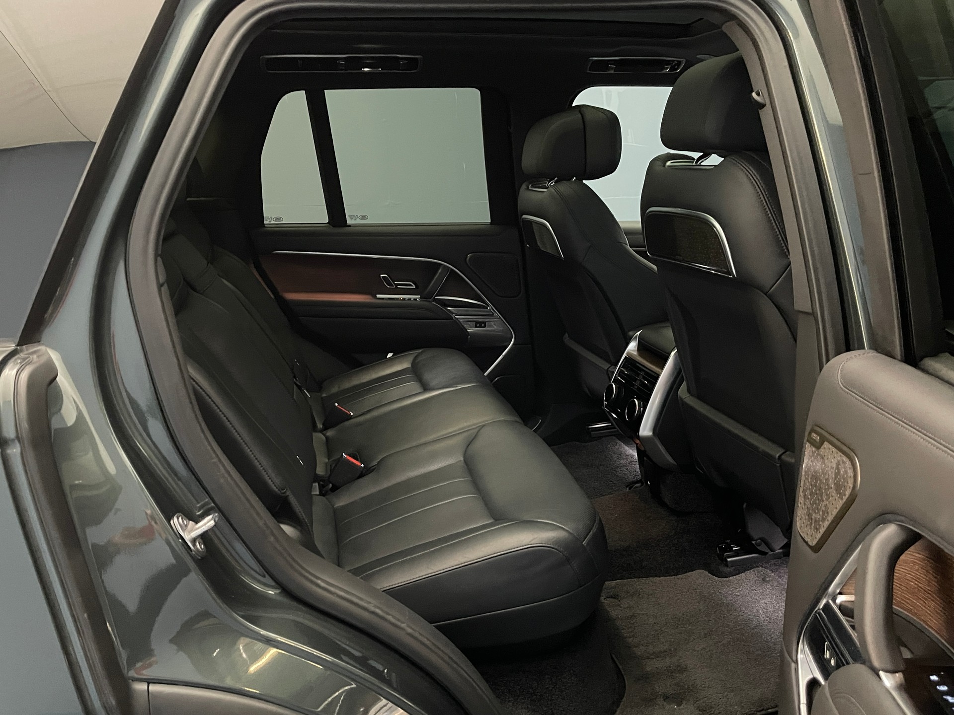LAND ROVER Range Rover 3.0 Si6 Autobiography-image-9