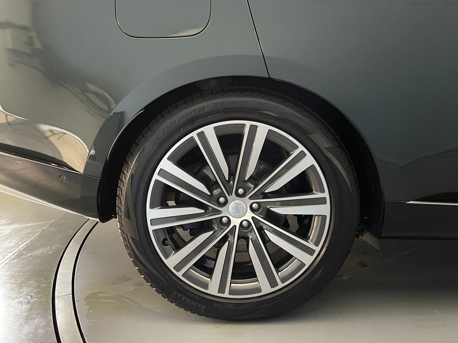 LAND ROVER Range Rover 3.0 Si6 Autobiography-image-13