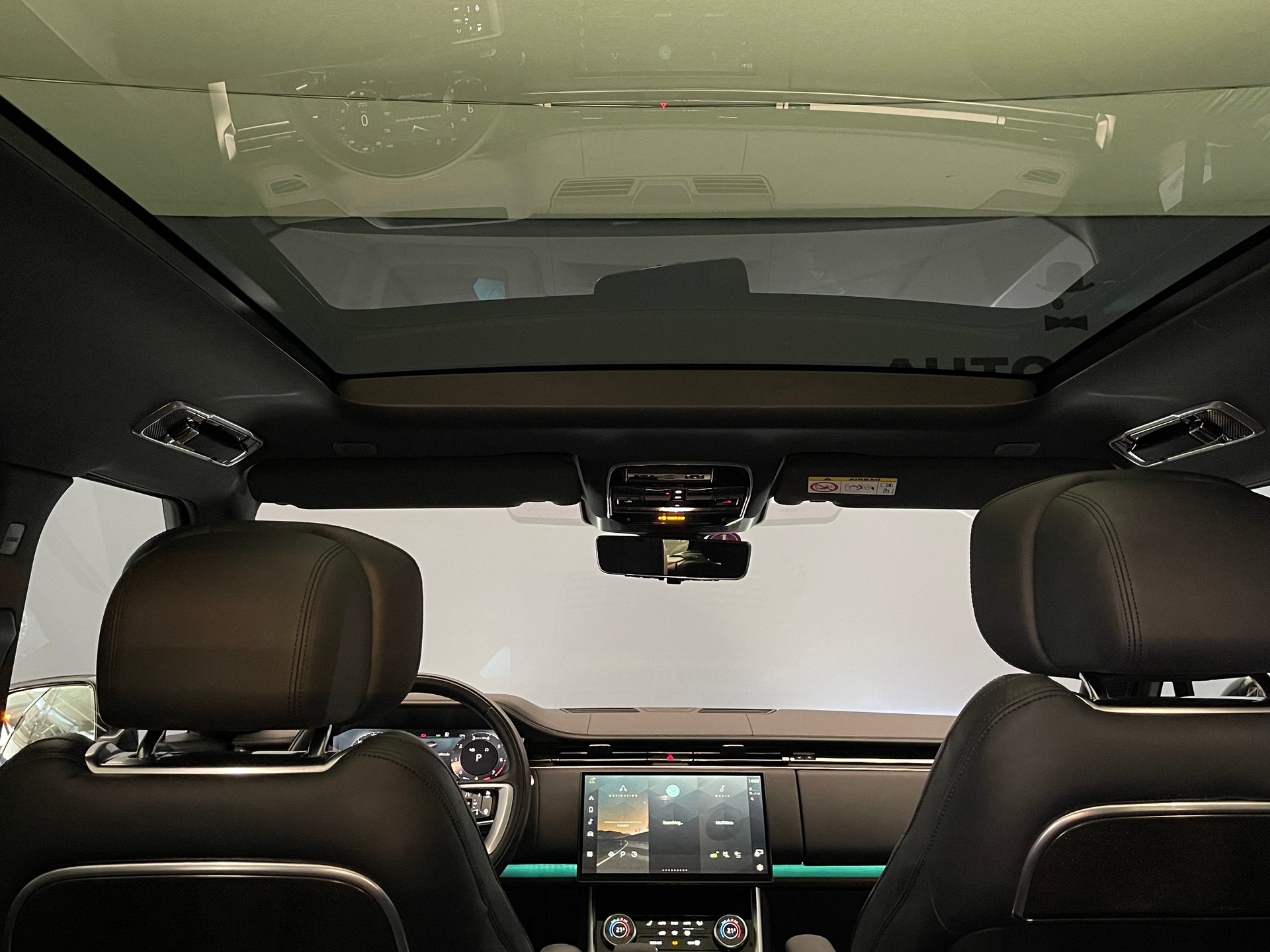 LAND ROVER Range Rover 3.0 Si6 Autobiography-image-7