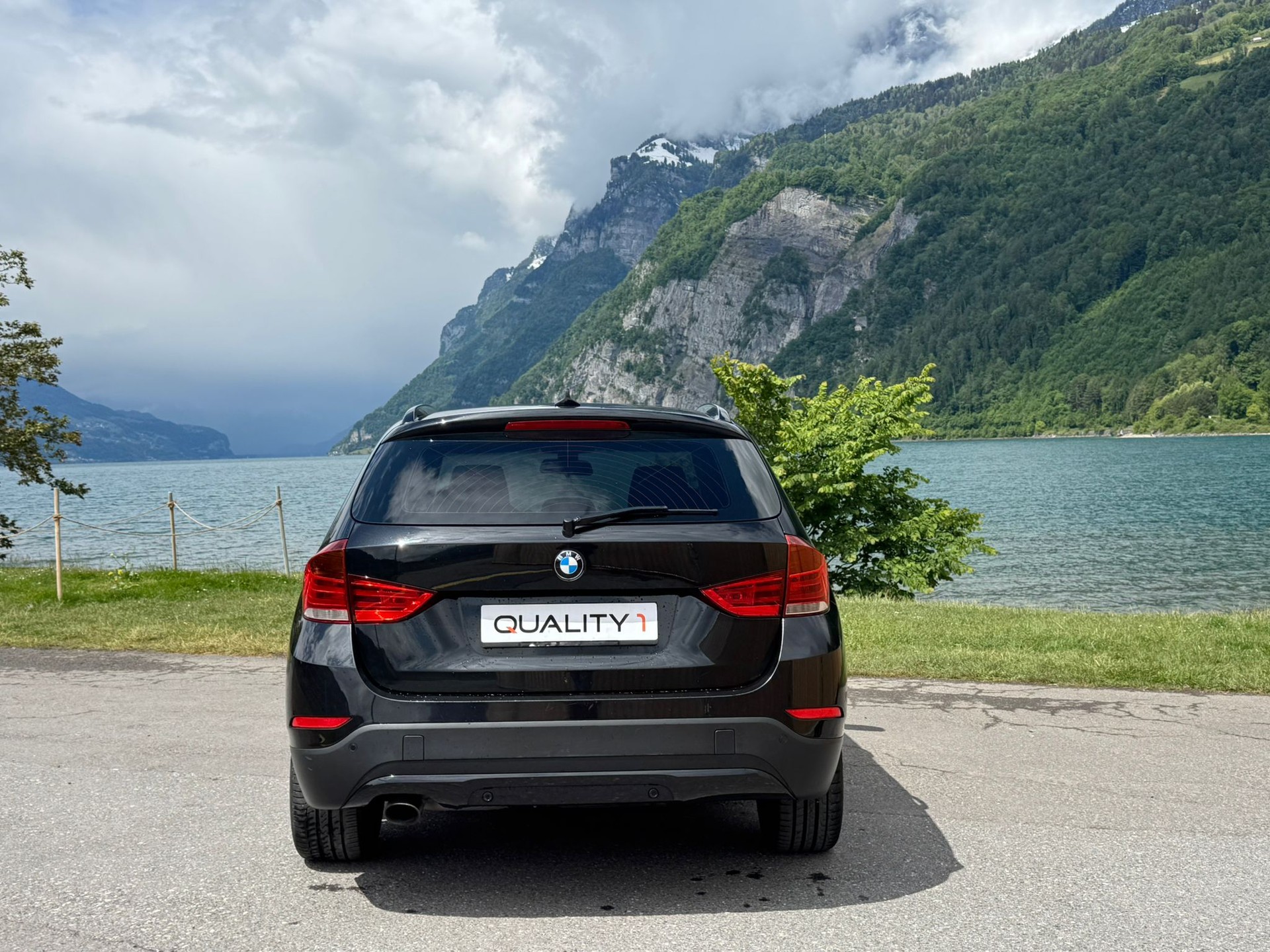 BMW X1 xDrive 18d-image-8