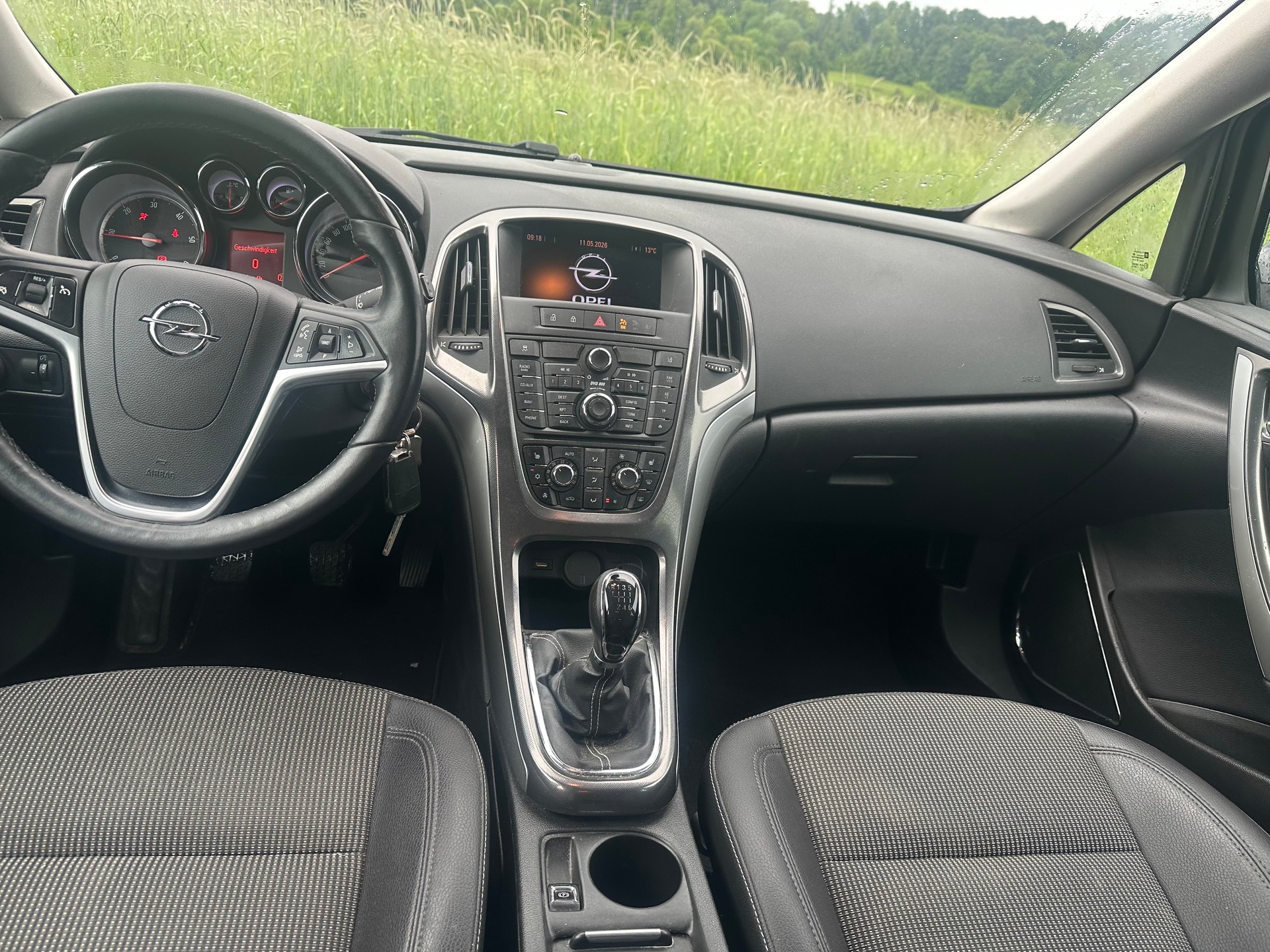 OPEL Astra SportsTourer 2.0 CDTi Cosmo-image-10