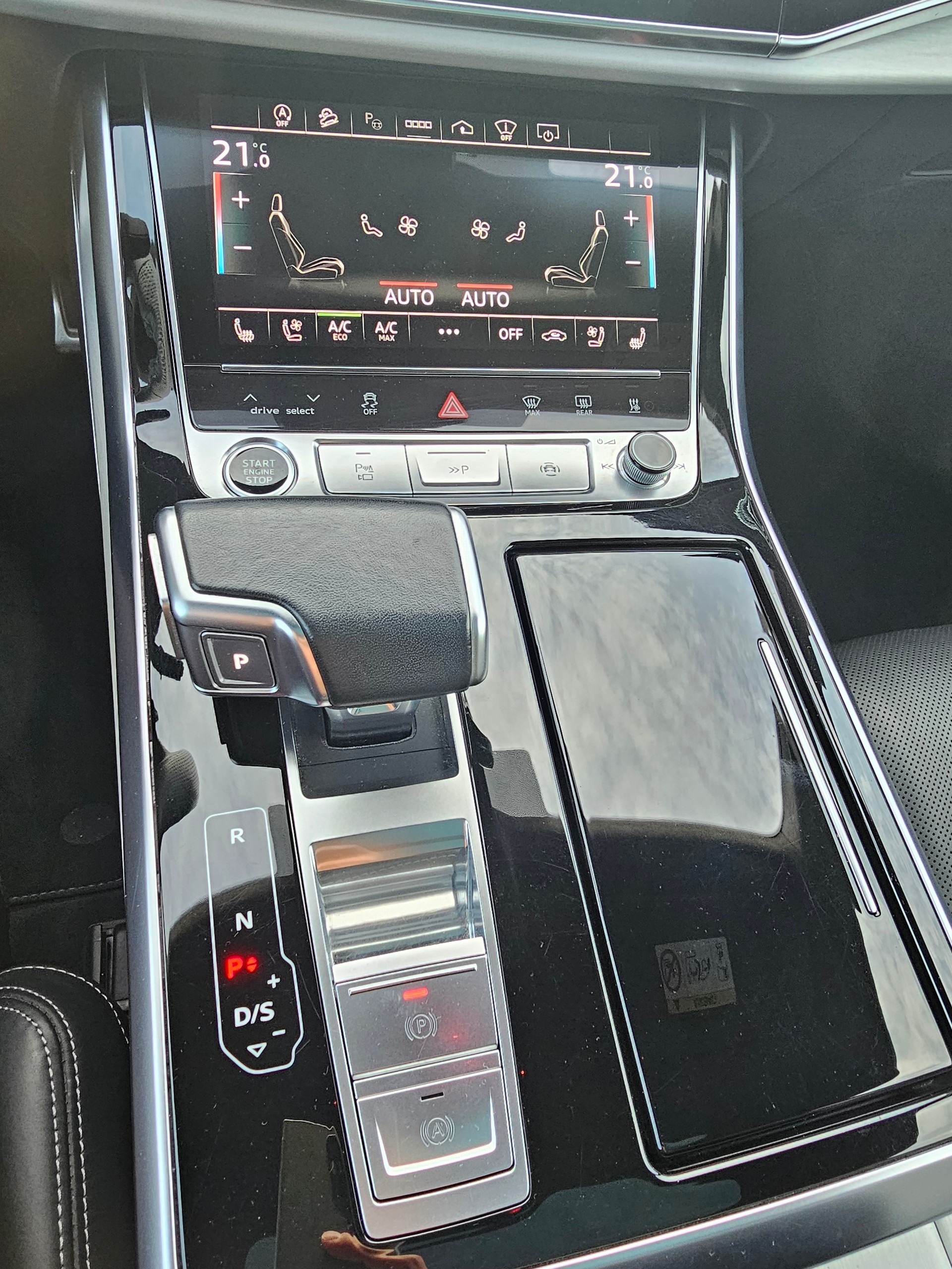 AUDI 3.0 50 TDI Black Edition quattro T-Tronic-image-10