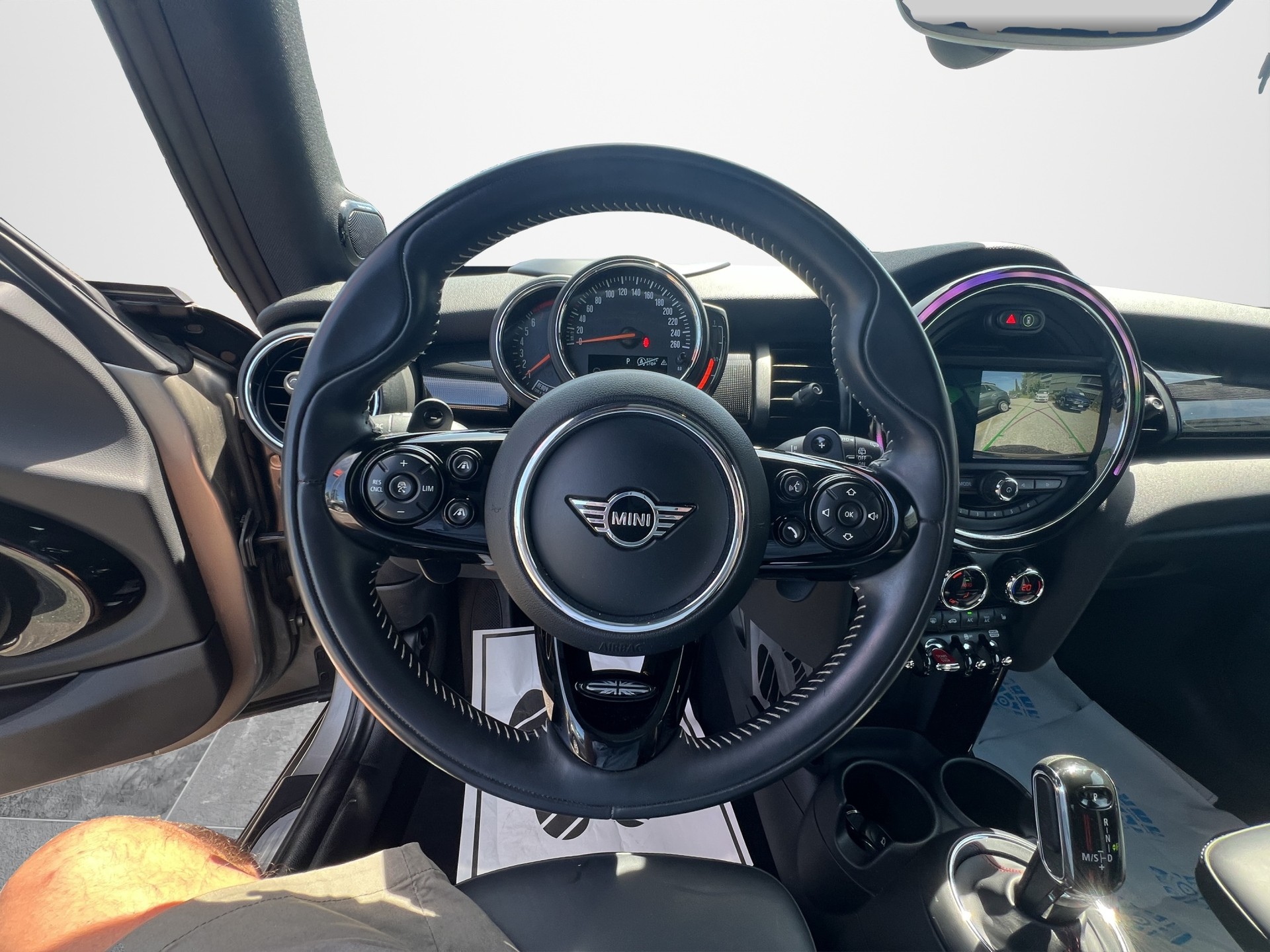 MINI Cooper S Trafalgar-image-9