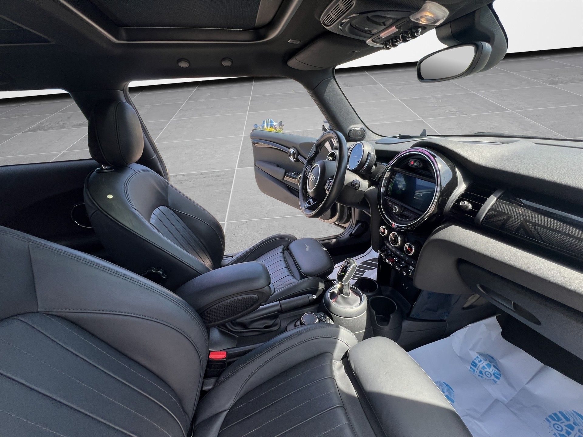 MINI Cooper S Trafalgar-image-13