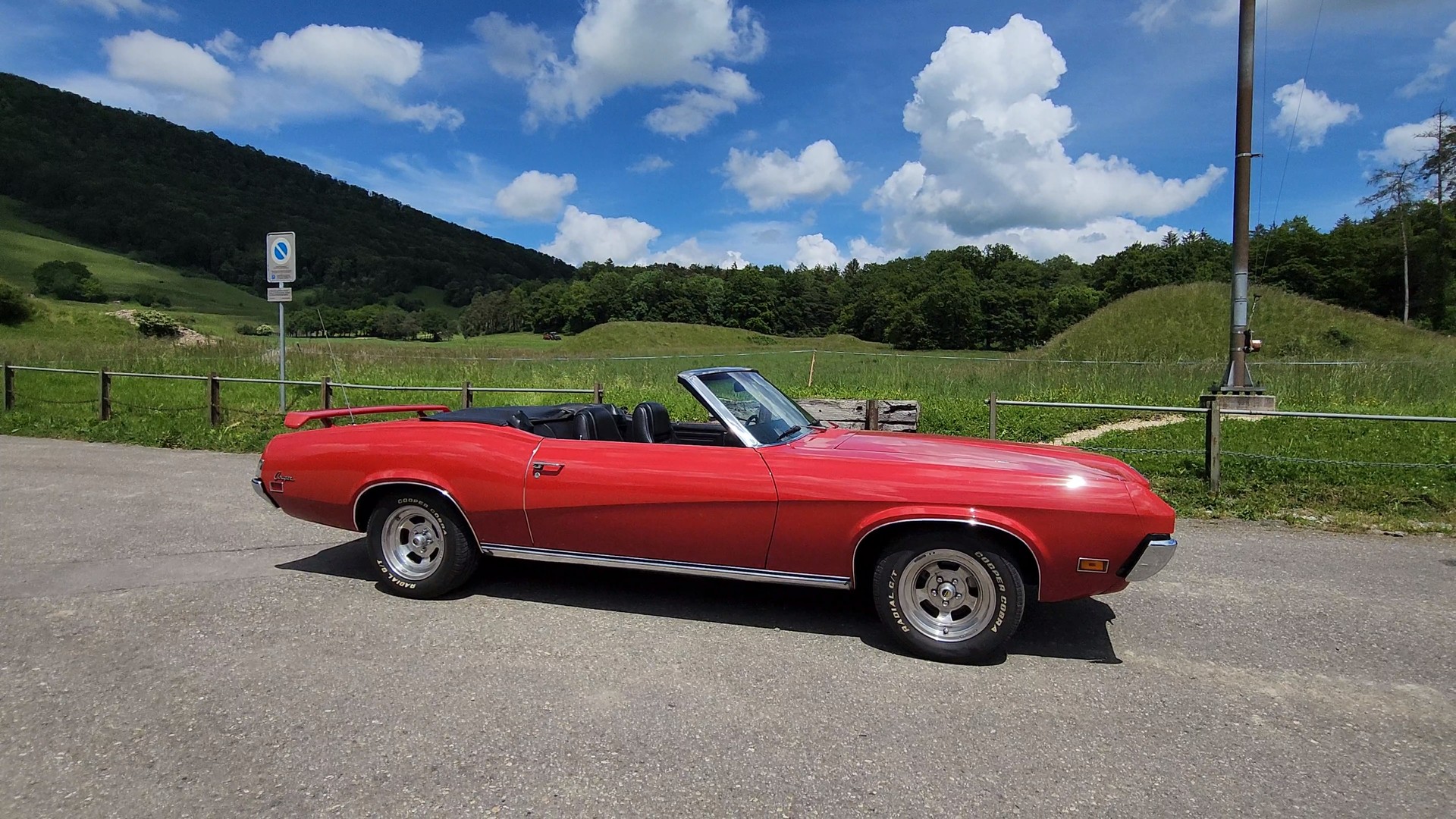 MERCURY Cougar
