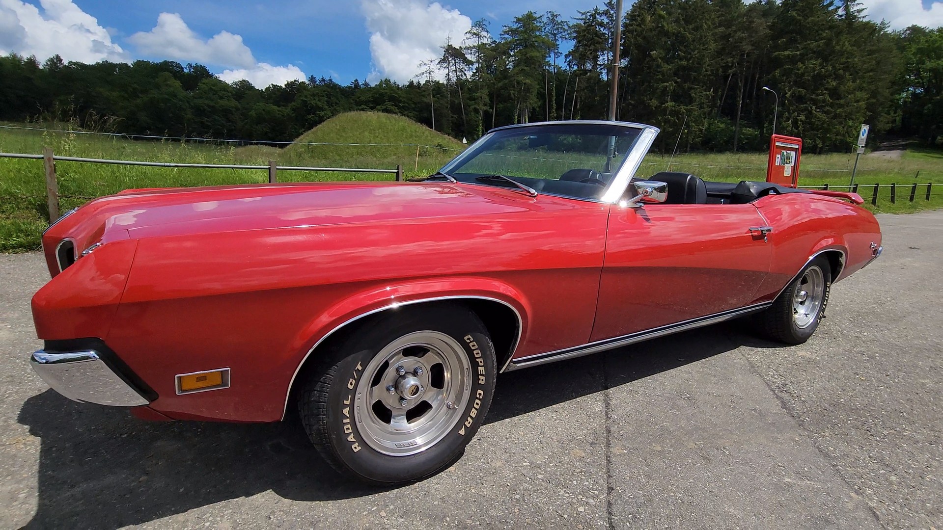 MERCURY Cougar-showroom-element-2
