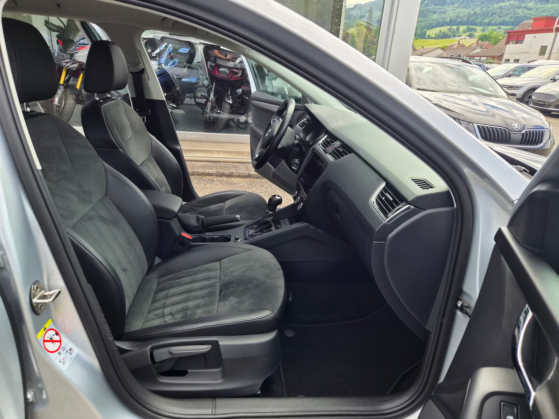 SKODA Octavia 1.5 G-tec Style CNG-image-9