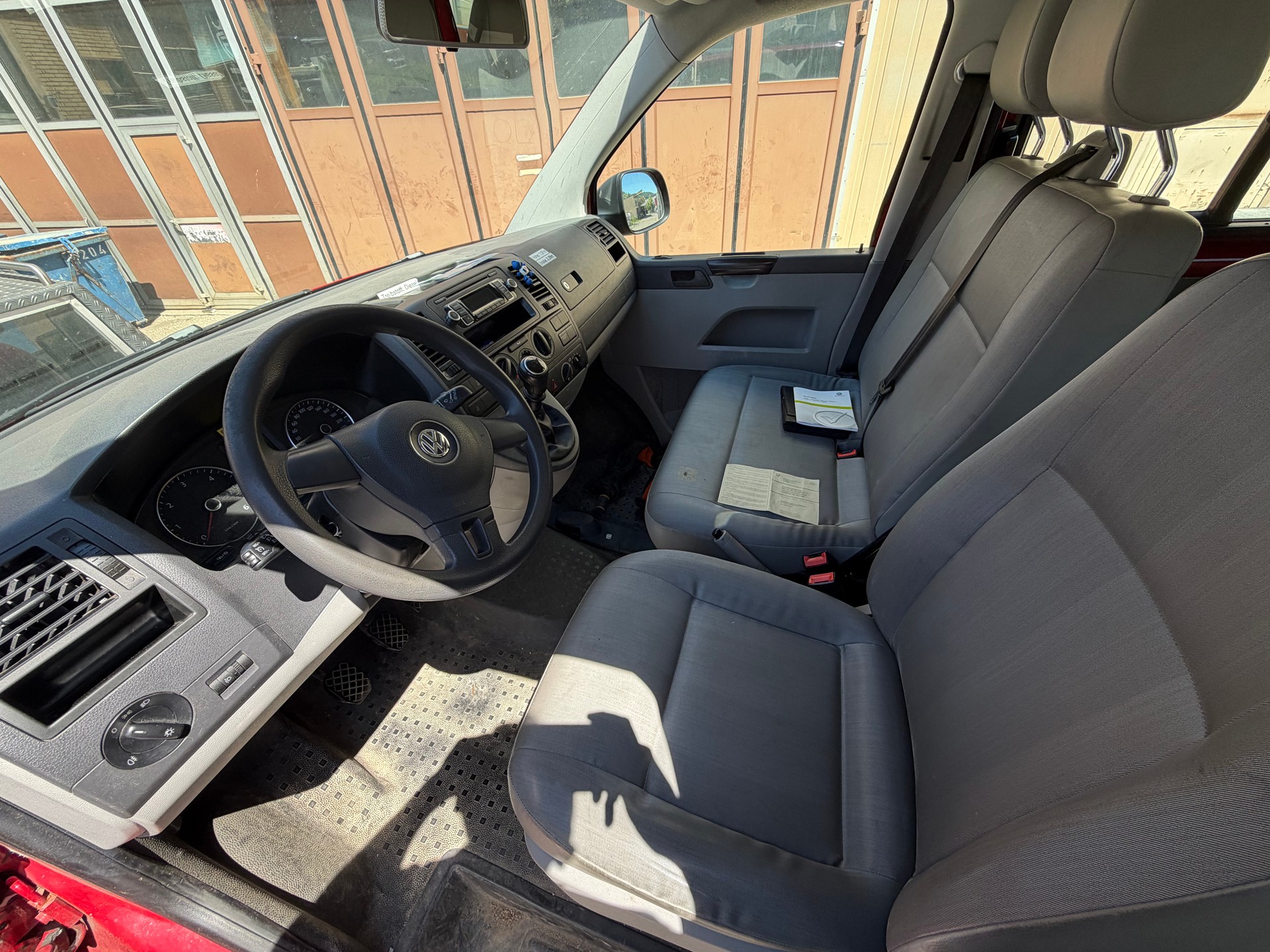 VW T5 2.0 TDI BMT 4Motion-image-7