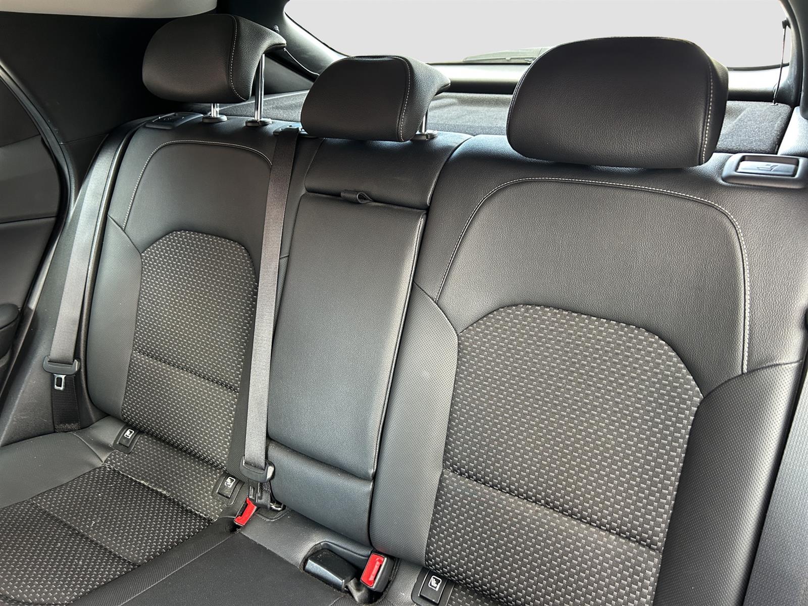 KIA XCeed 1.5 T-GDi MHEV Power-image-5