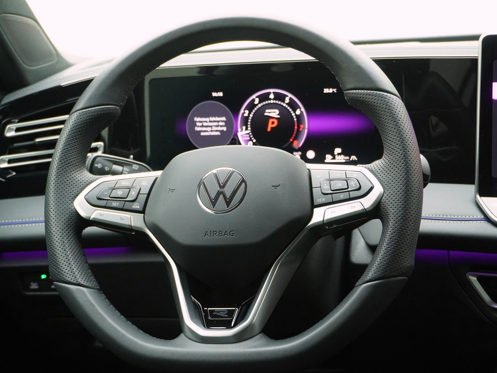 VW Tiguan 2.0 TSI DSG R-Line Black Style 4Motion (2025)-image-9