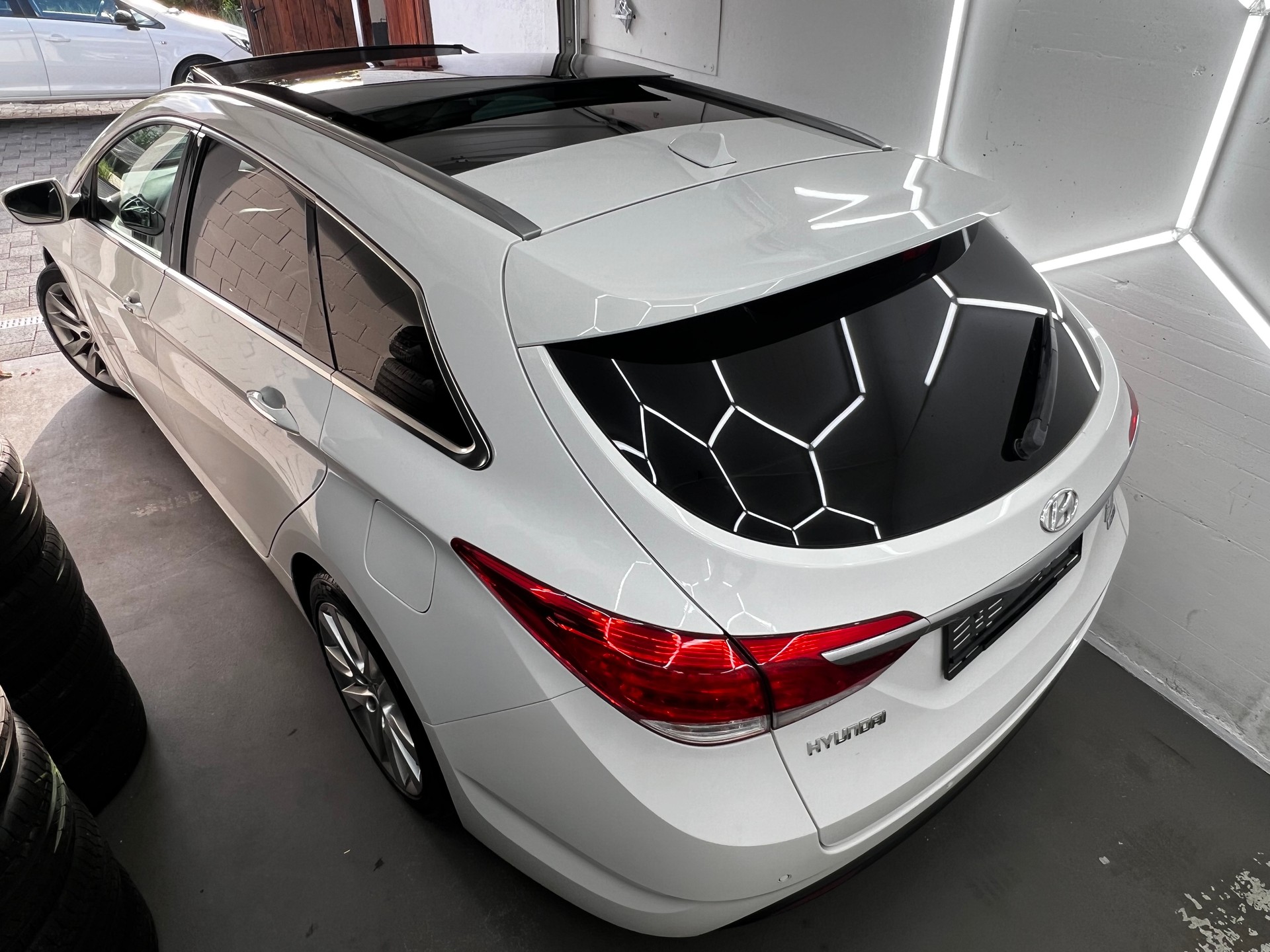HYUNDAI 2.0 GDi Premium-image-1