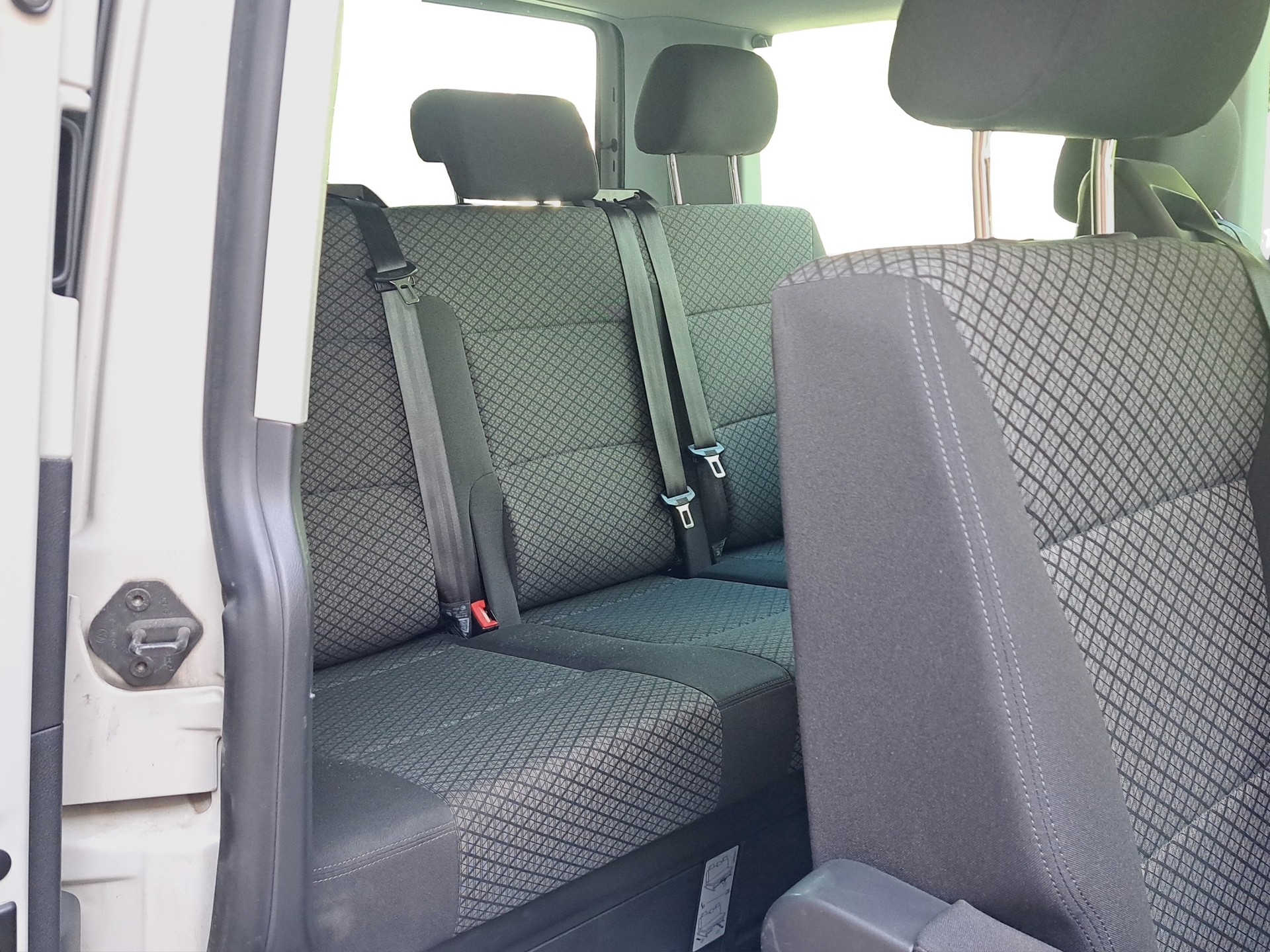 VW T6.1 Multivan 2.0 TDI Trendline DSG-image-8