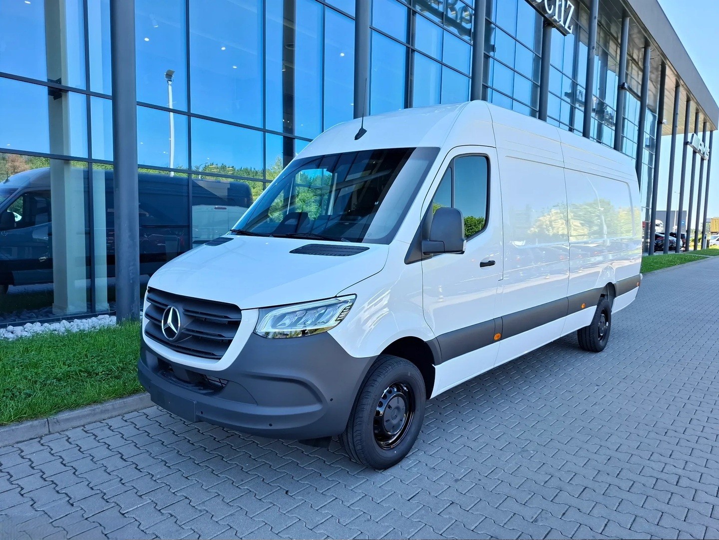 MERCEDES-BENZ Sprinter 317 CDI Lang 9G-TRONIC
